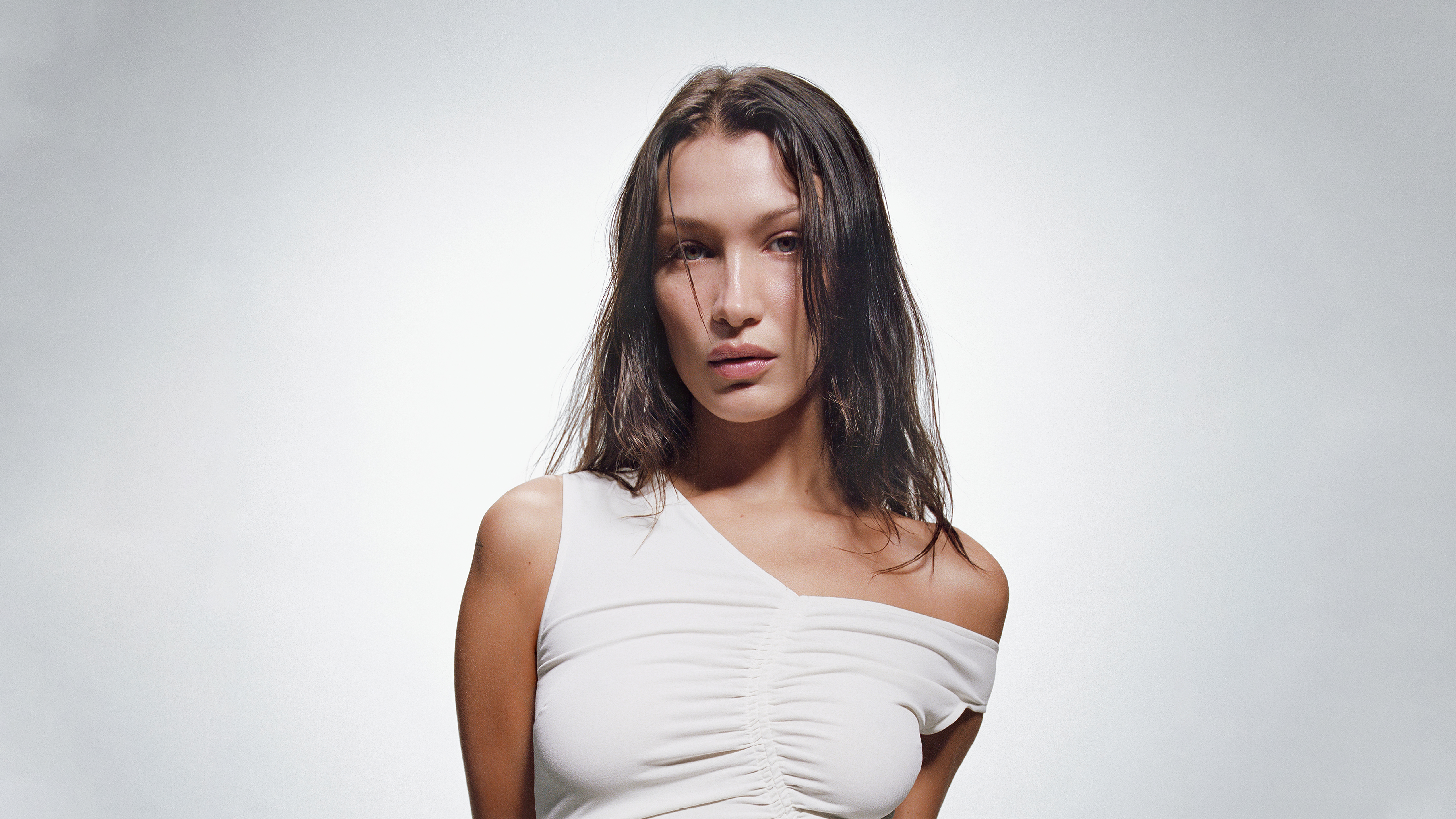 Bella Hadid Wallpapers