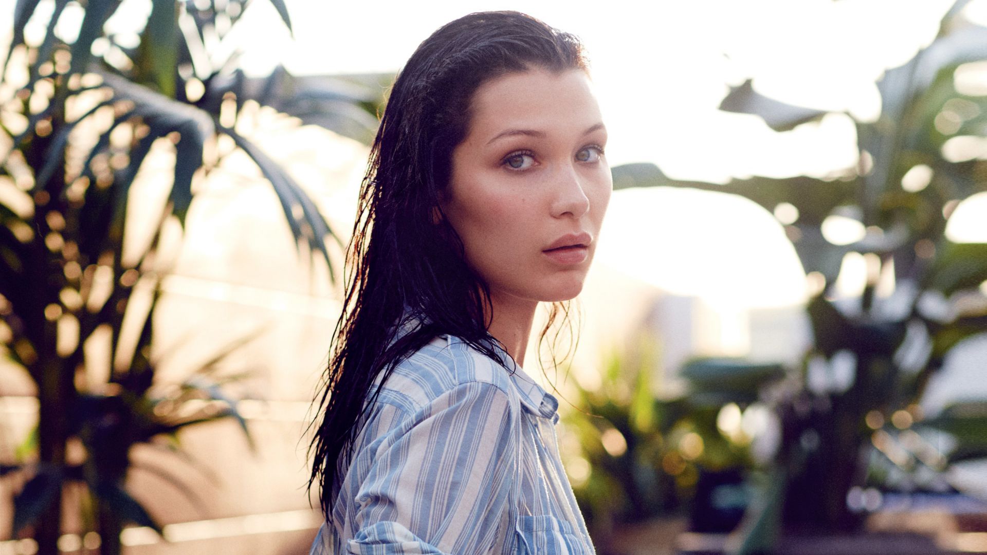 Bella Hadid Tag Heuer 2017 Wallpapers