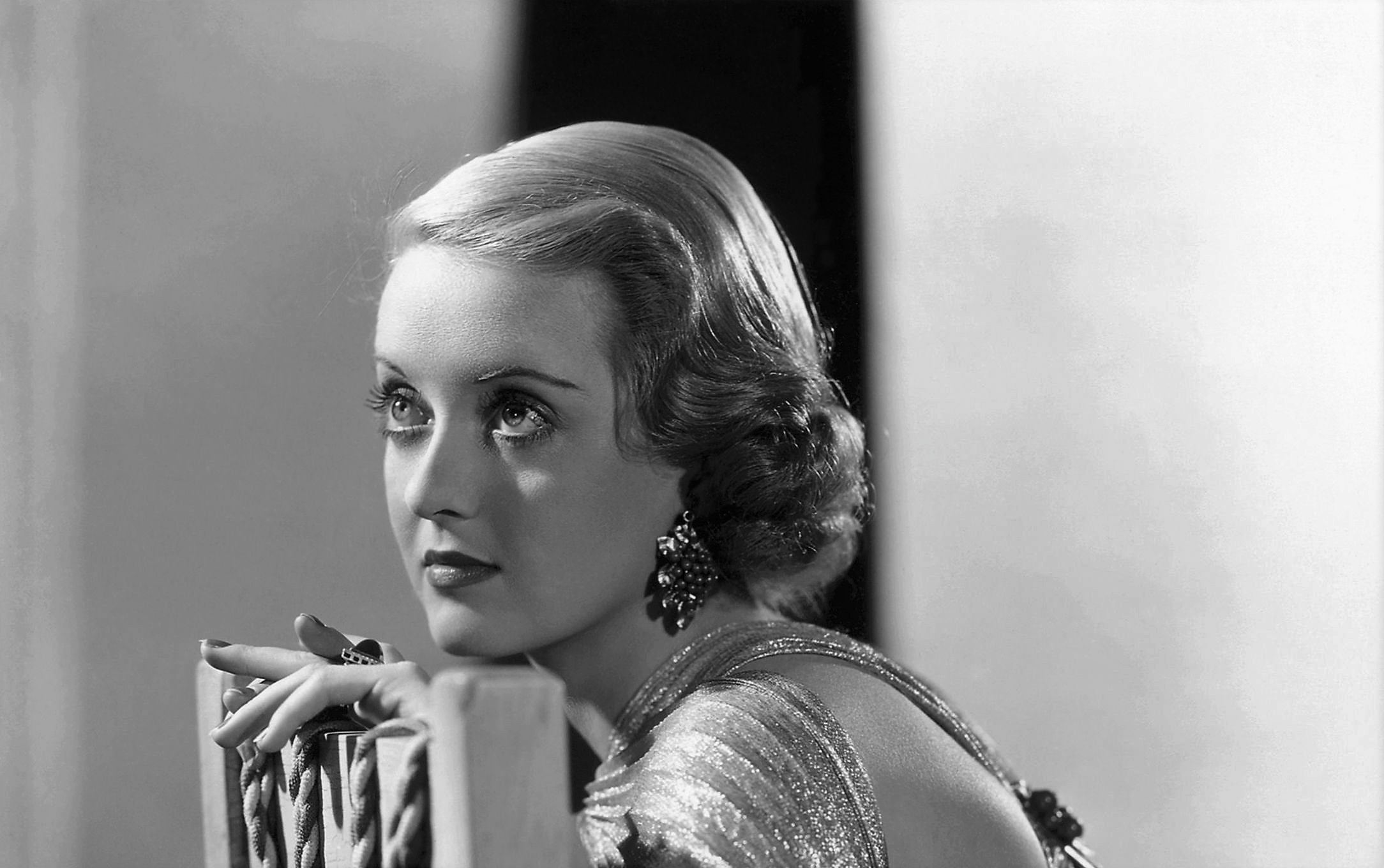 Bette Davis Wallpapers