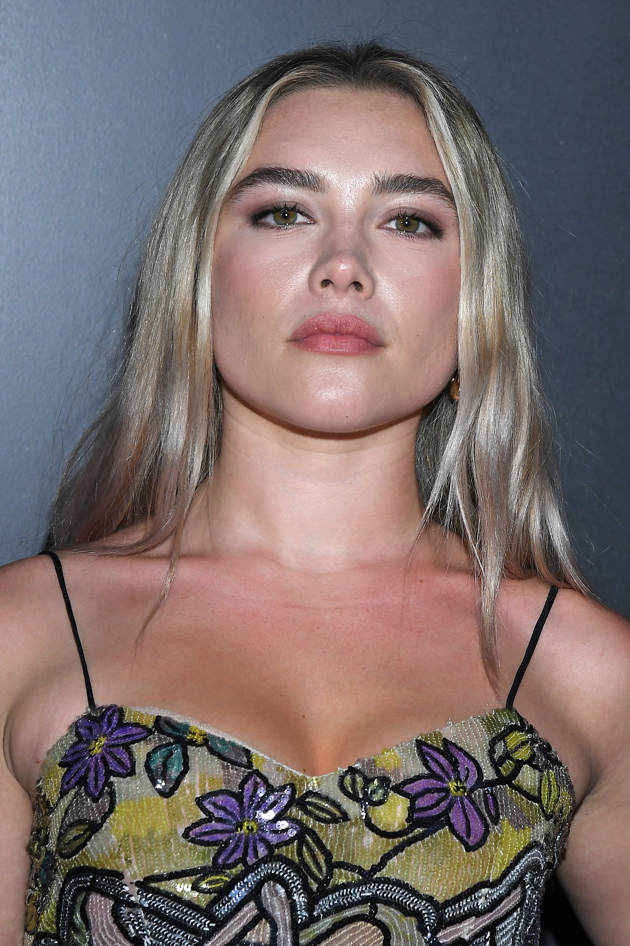 Blonde Florence Pugh 2019 Wallpapers