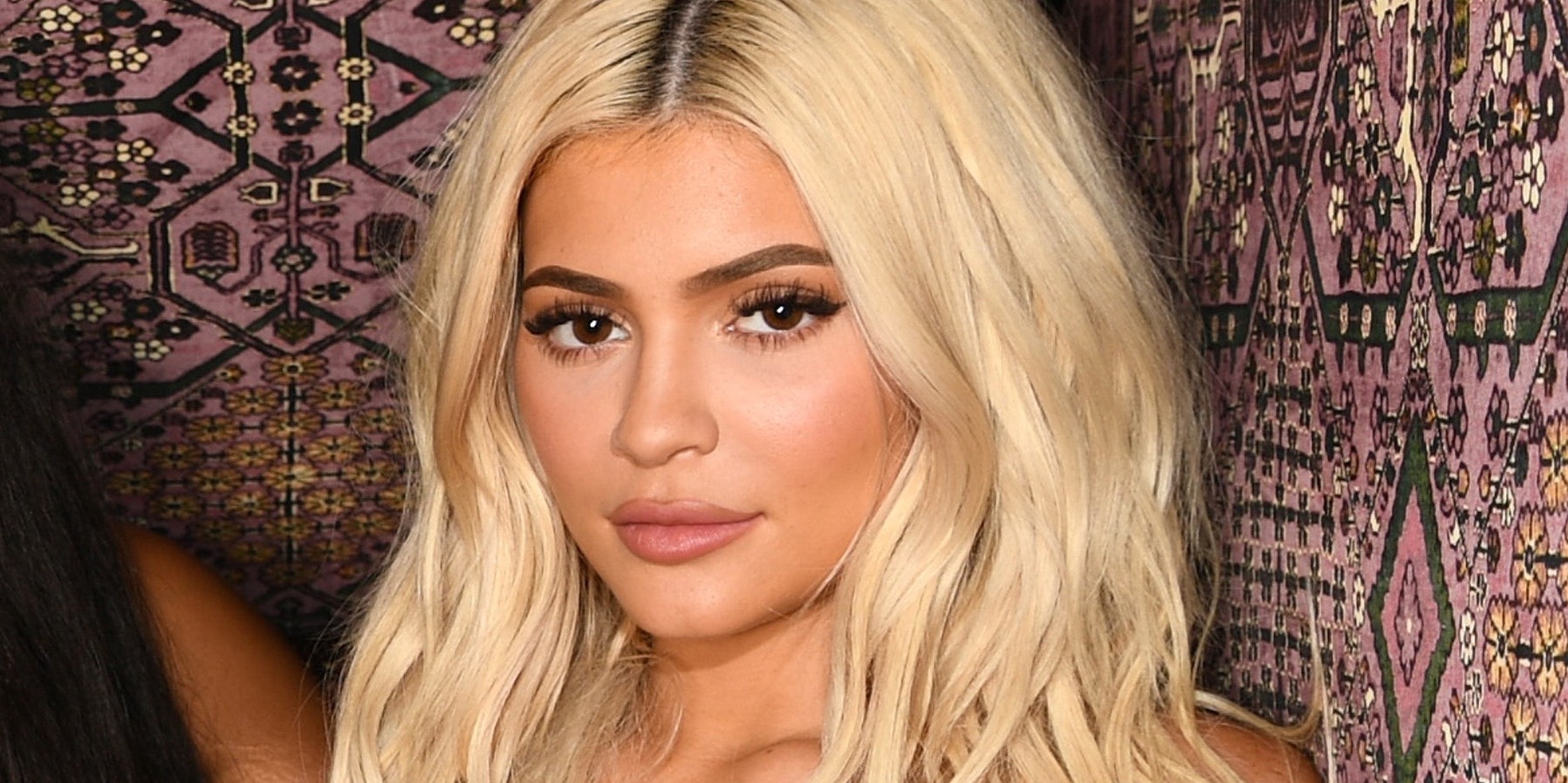 Blonde Kylie Jenner 2018 Wallpapers