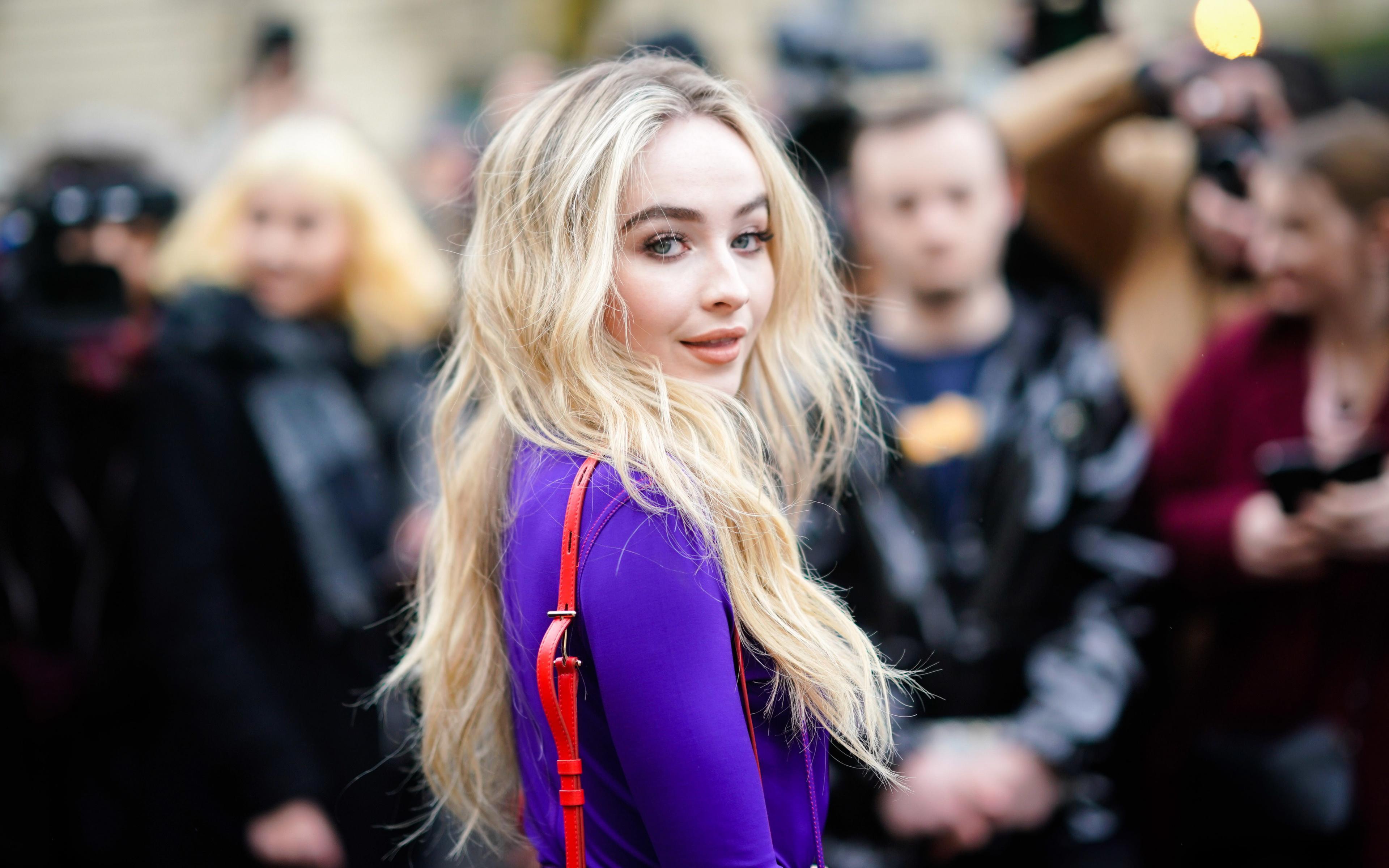 Blonde Sabrina Carpenter Blue Eye Wallpapers