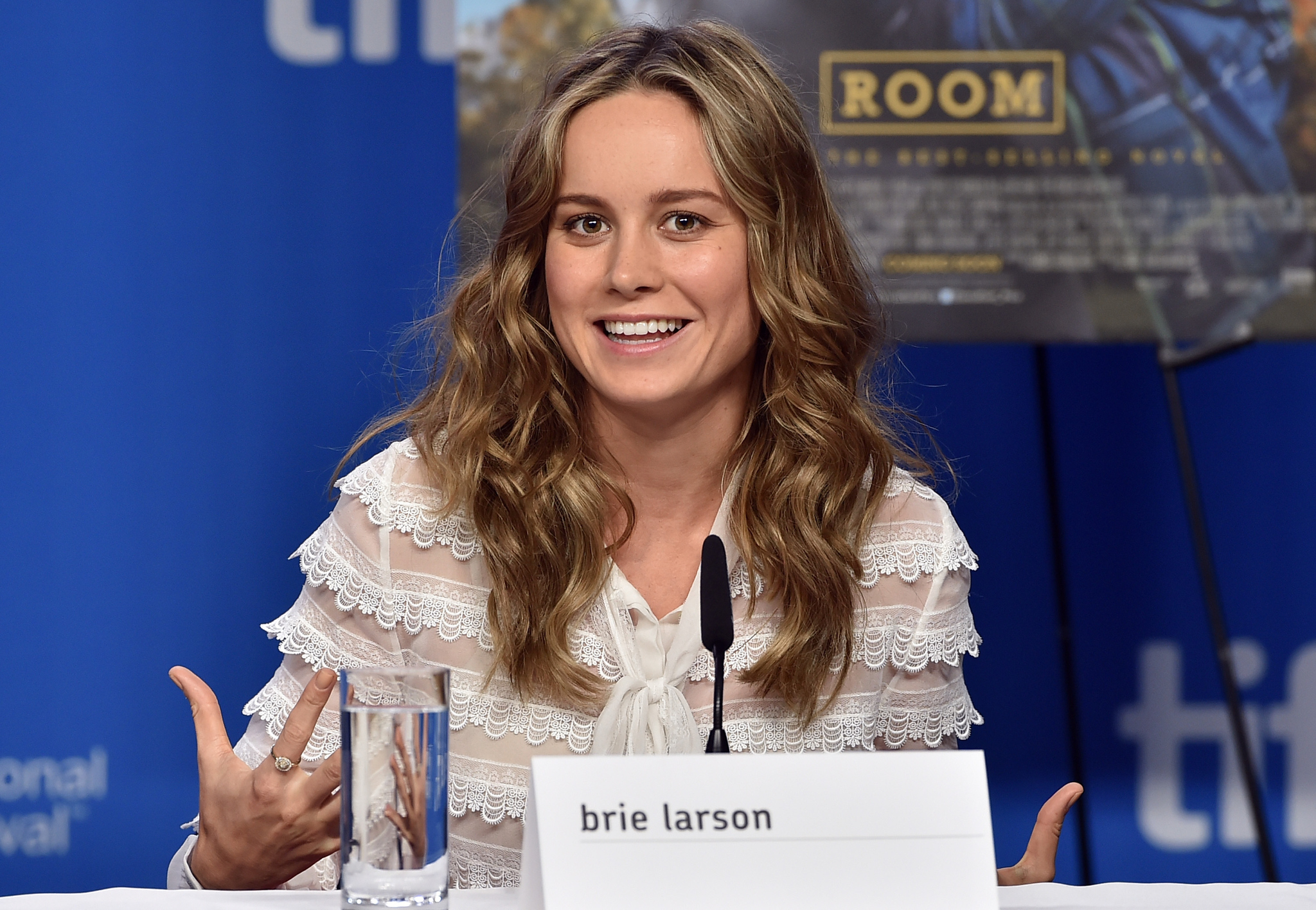 Brie Larson Room Wallpapers