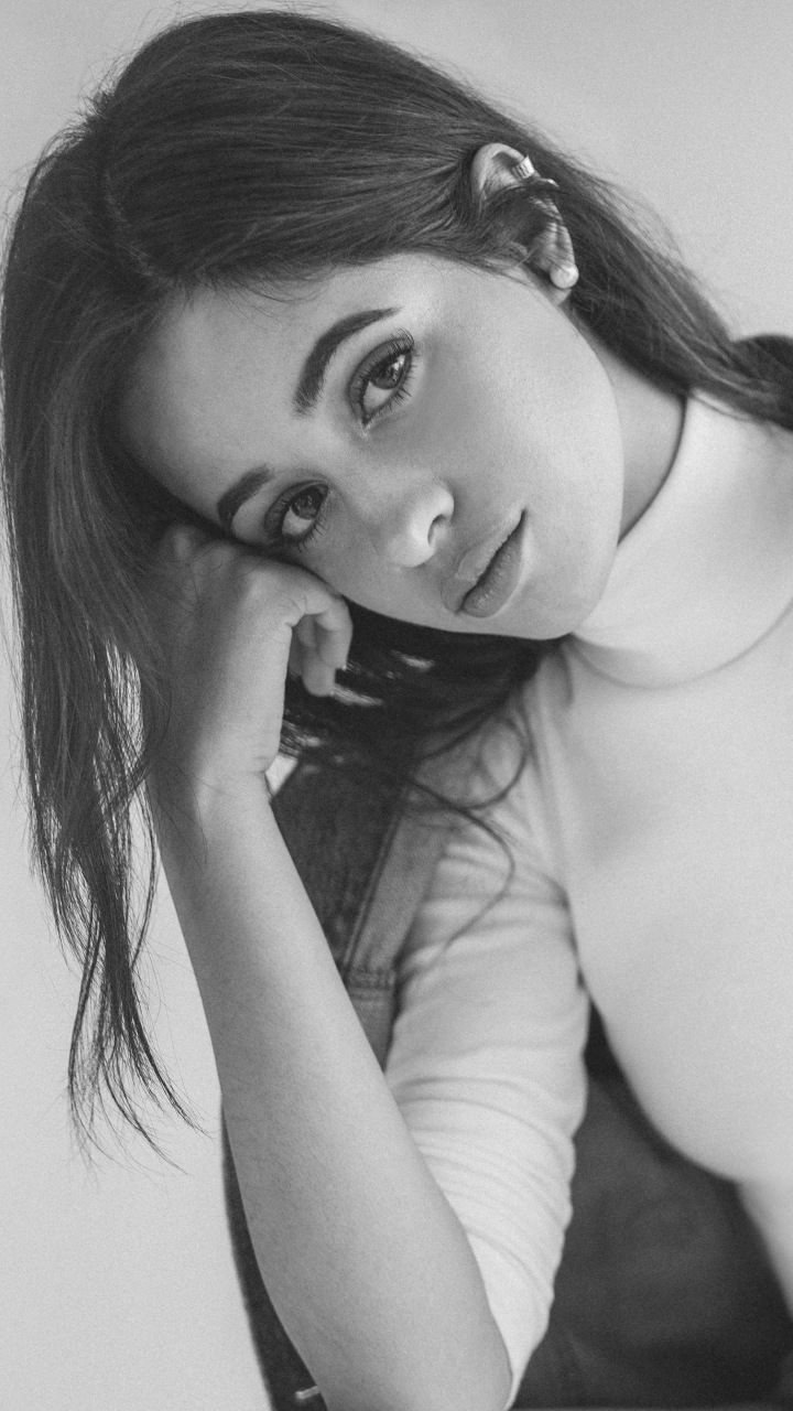 Camila Cabello Monochrome Wallpapers