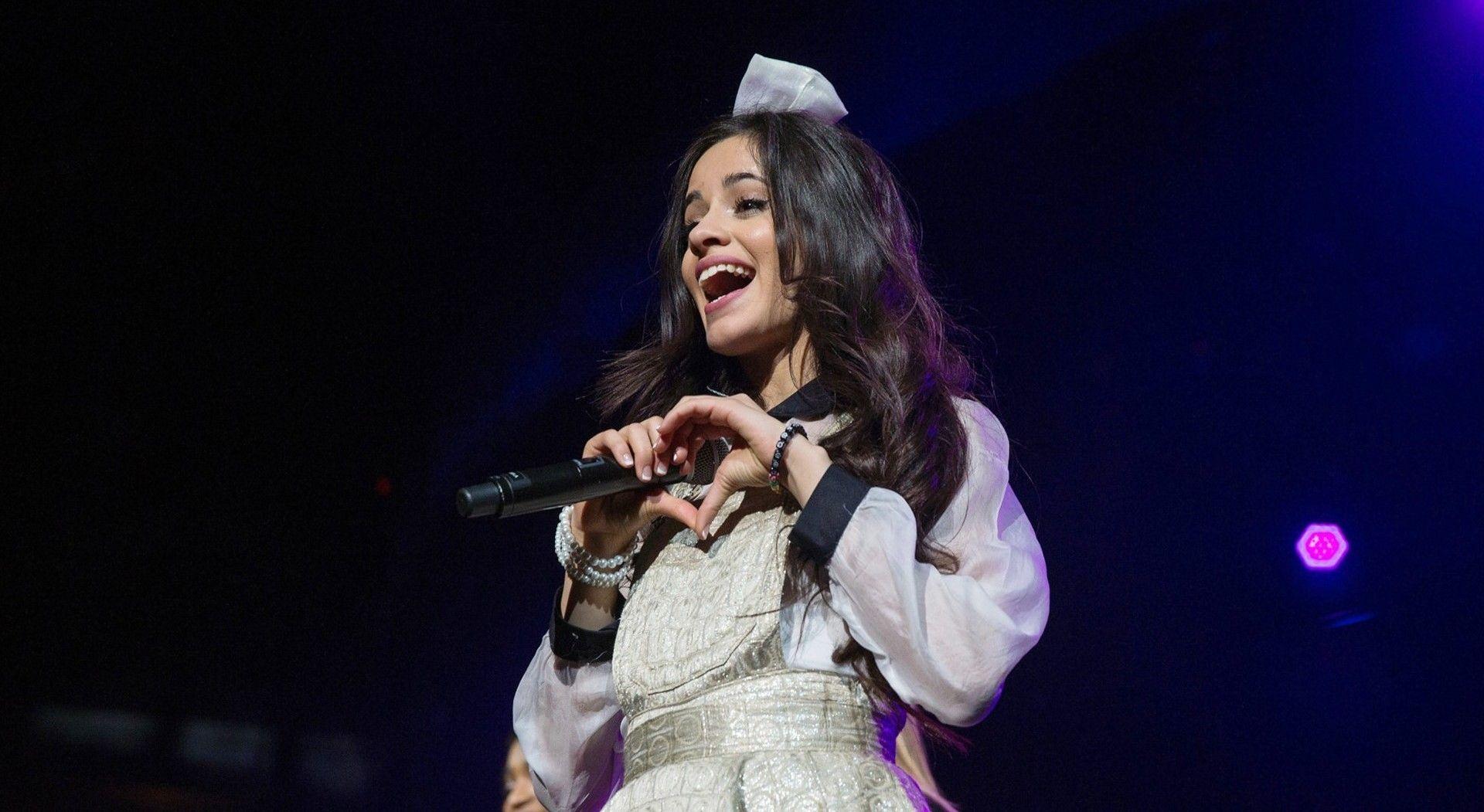 Camila Cabello Singer Wallpapers