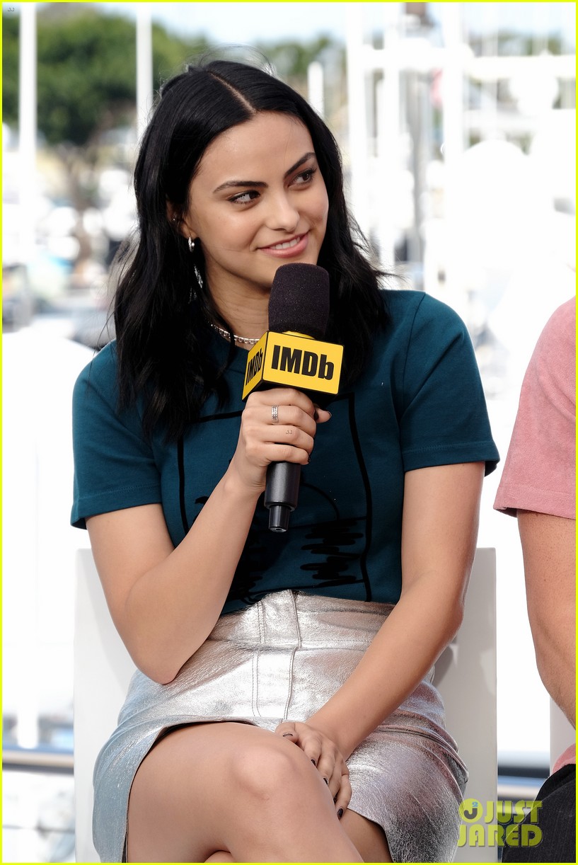 Camila Mendes 2019 Comic Con Wallpapers