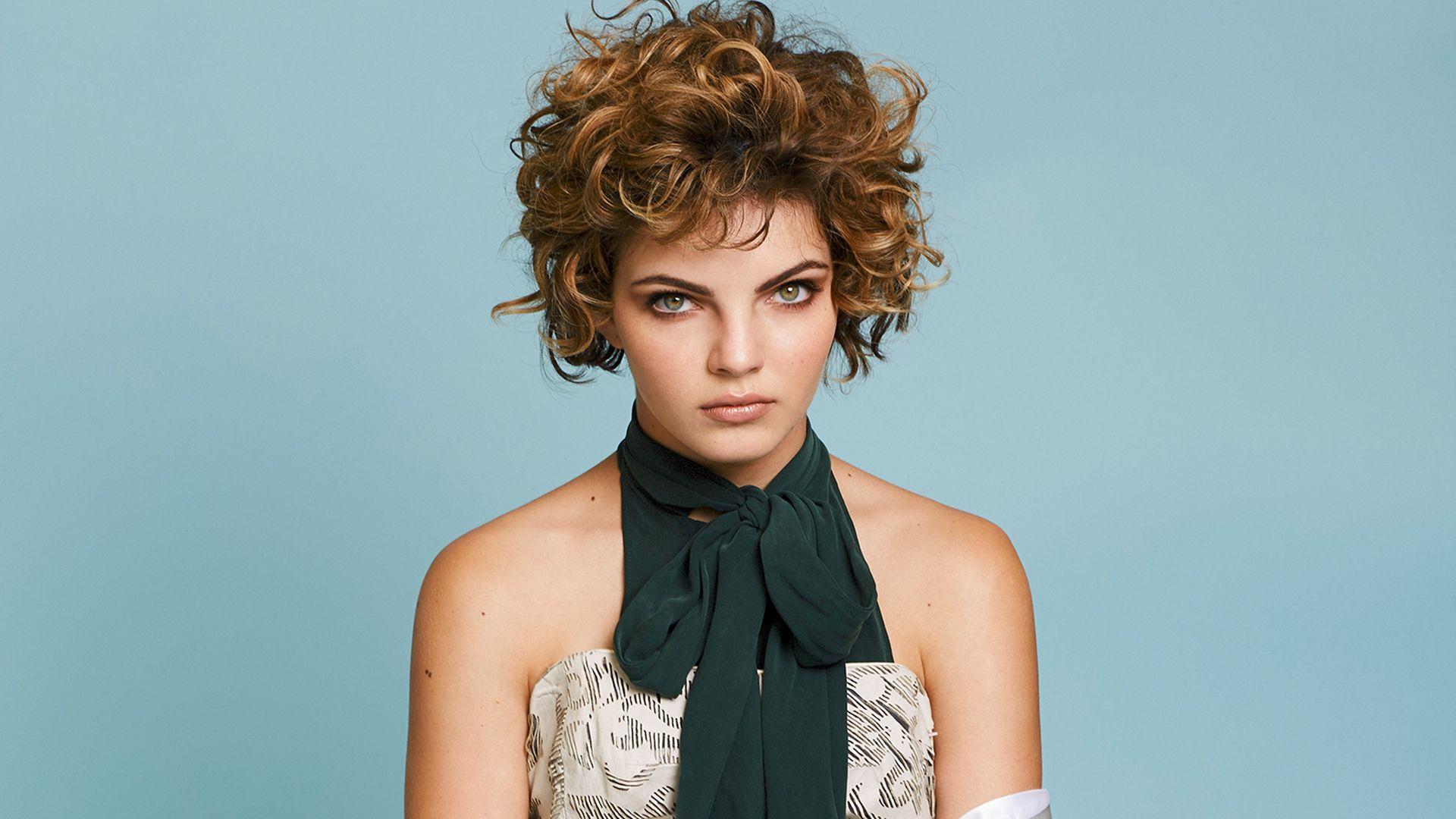 Camren Bicondova 2017 Wallpapers