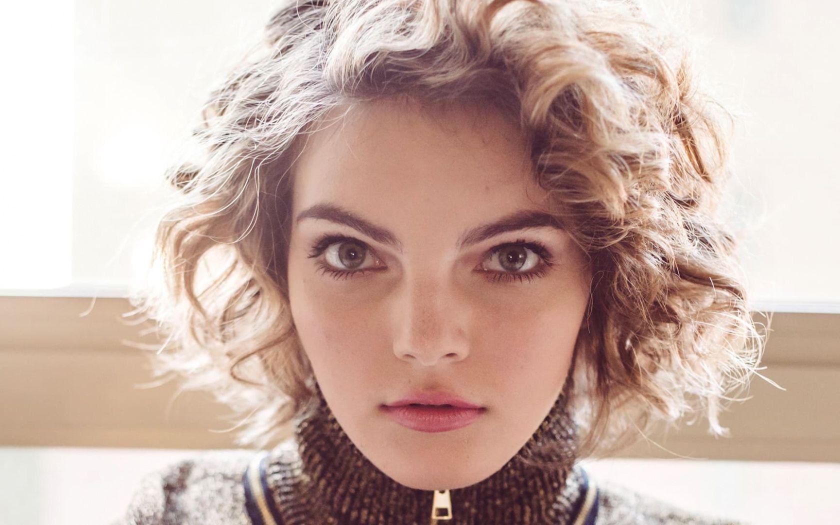 Camren Bicondova 2017 Wallpapers