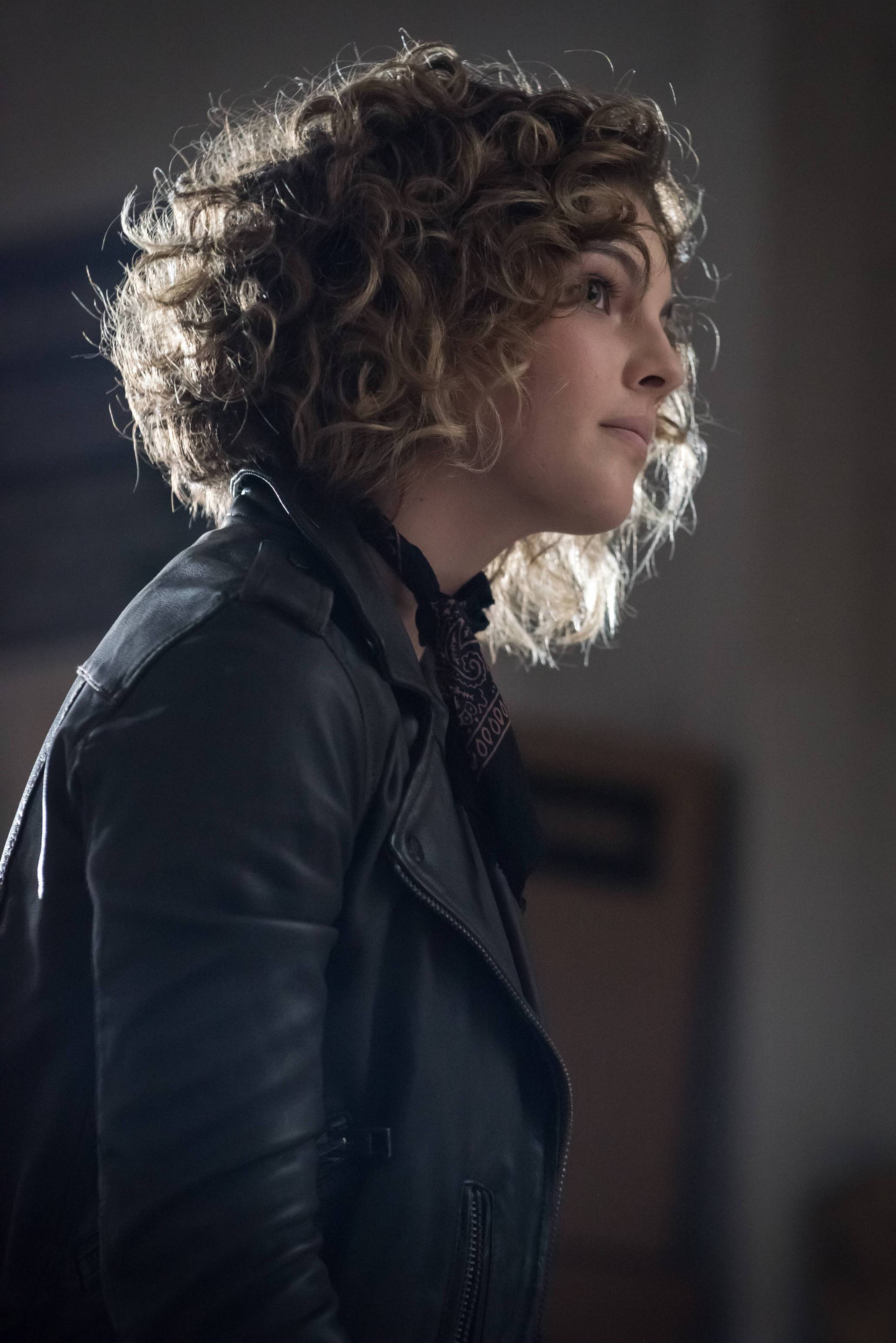 Camren Bicondova Selina Gotham Wallpapers