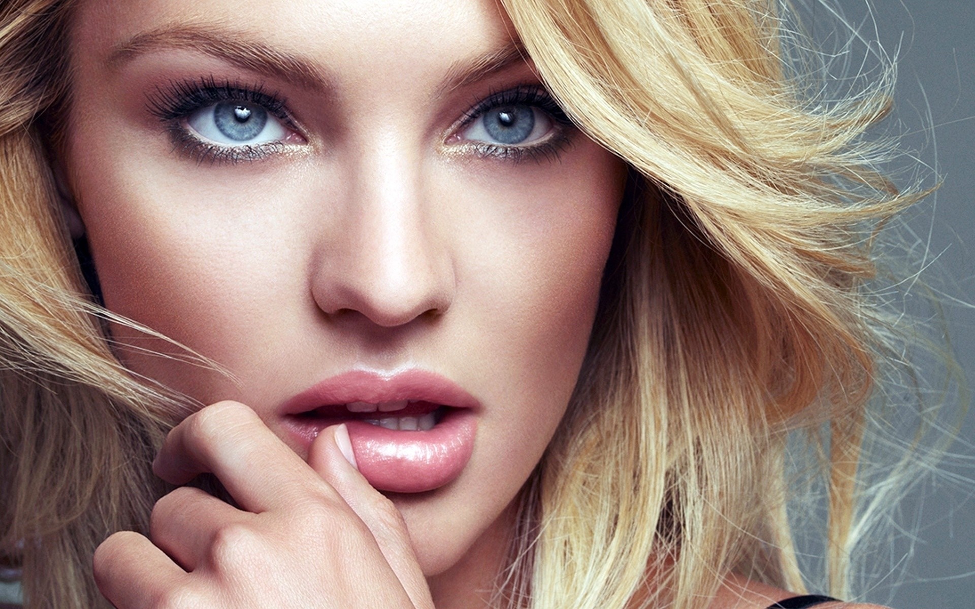 Candice Swanepoel Wallpapers