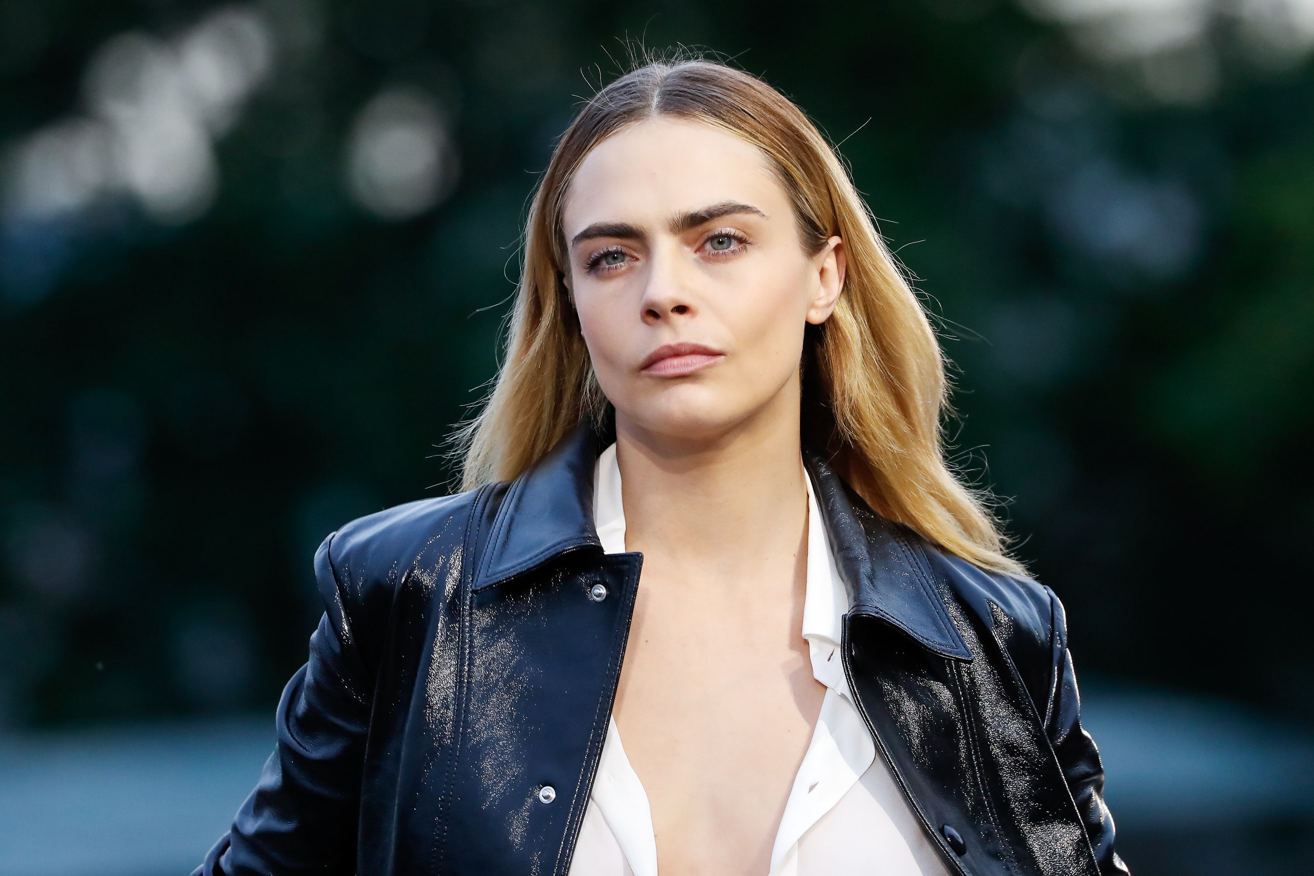 Cara Delevingne Portrait Wallpapers