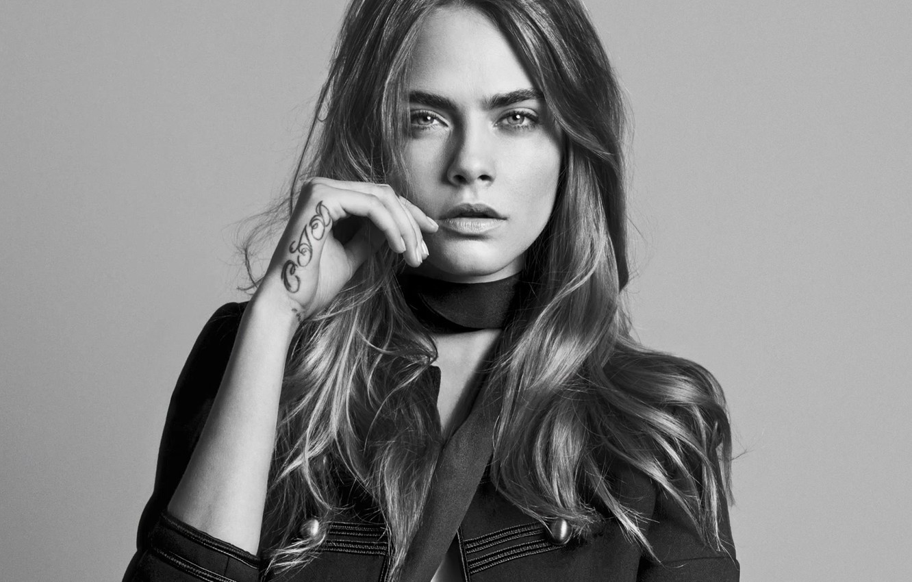 Cara Delevingne Portrait Wallpapers