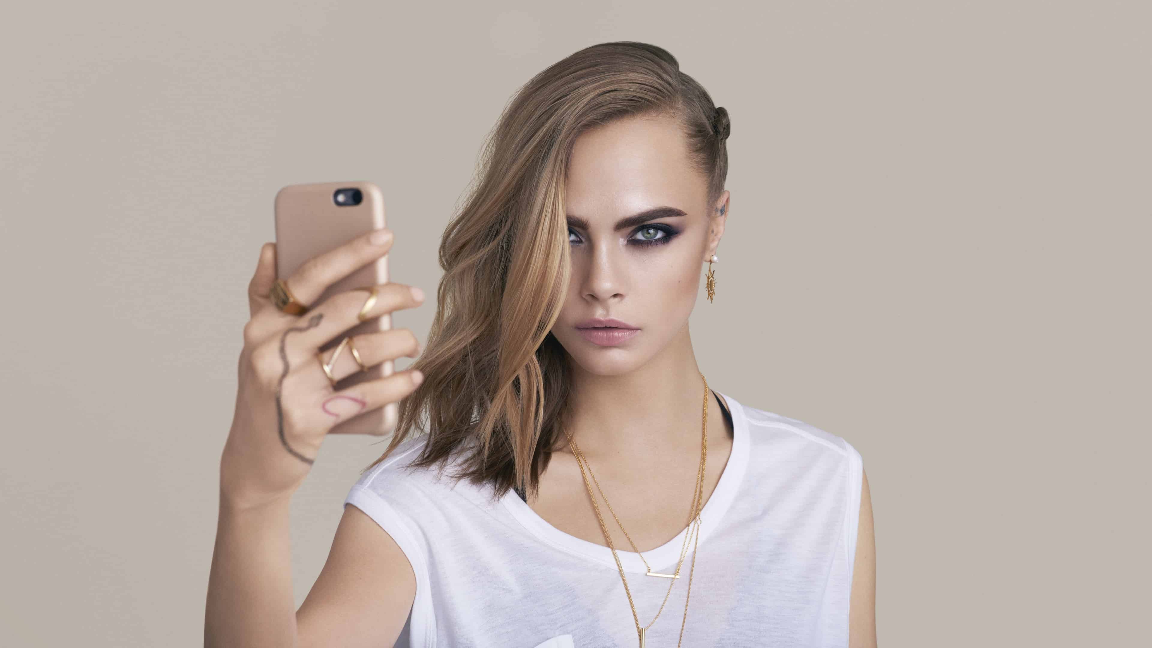 Cara Delevingne Portrait Wallpapers