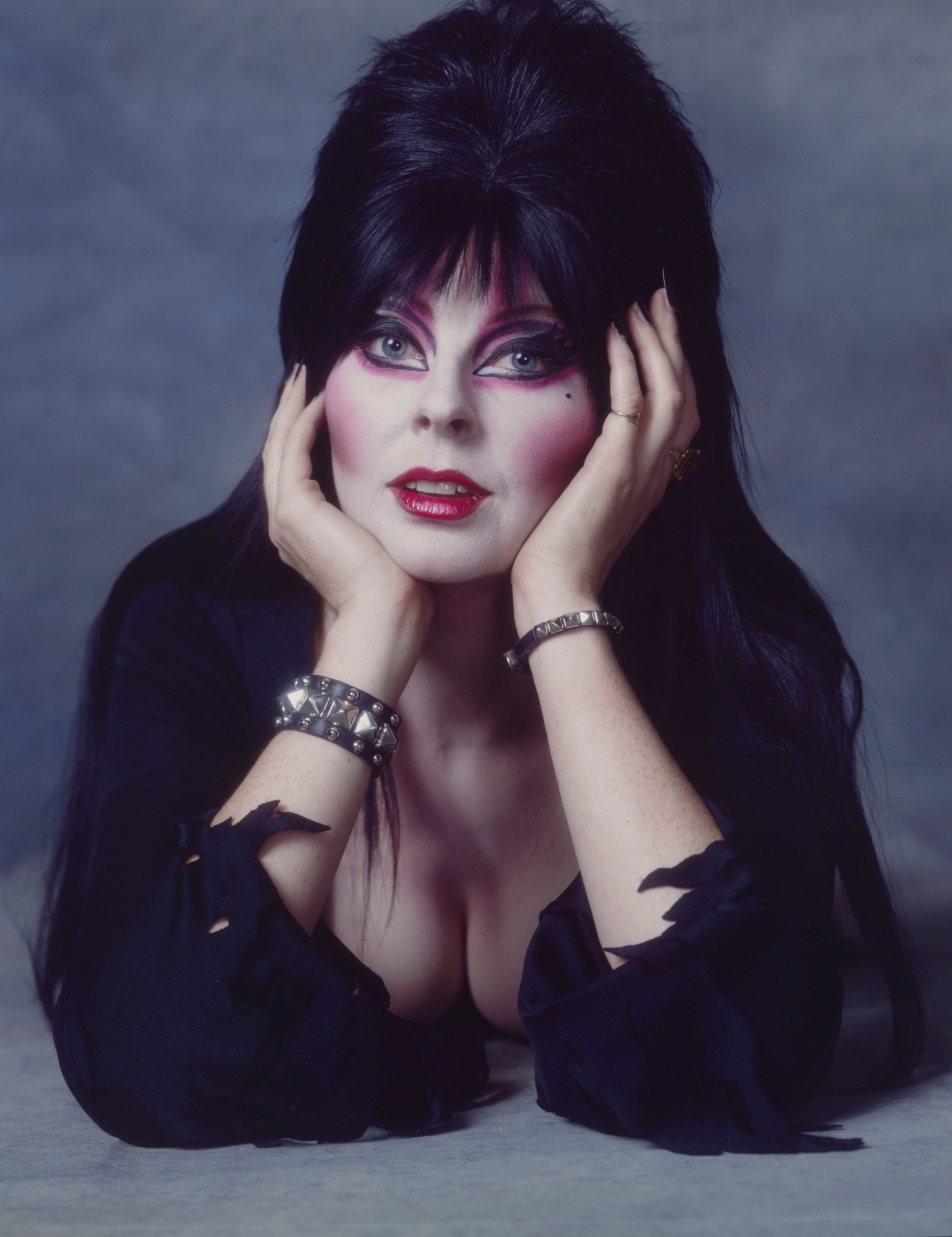 Cassandra Peterson Wallpapers