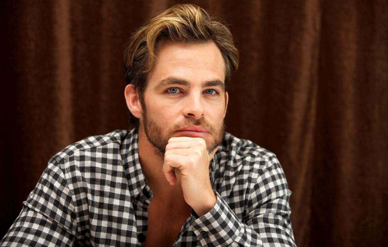 Chris Pine Wallpapers