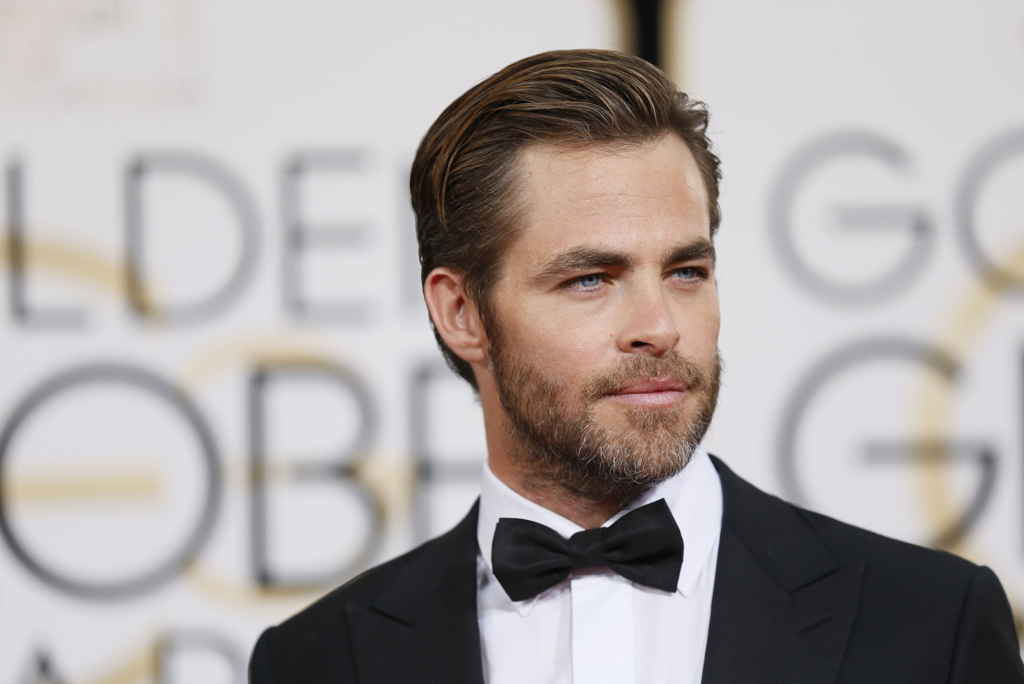 Chris Pine Latest Wallpapers