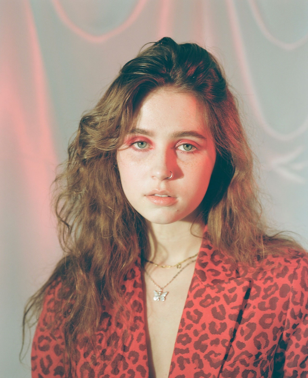 Clairo Singer Wallpapers