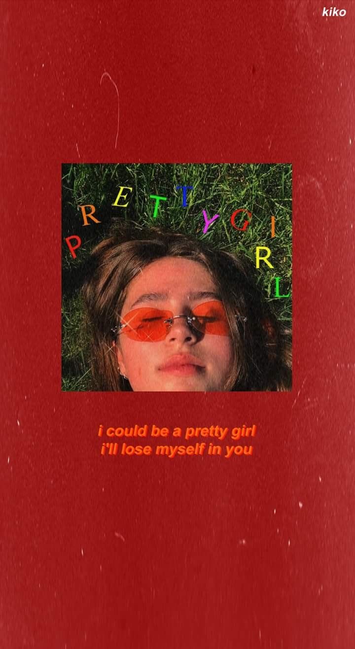 Clairo Singer 2021 Wallpapers