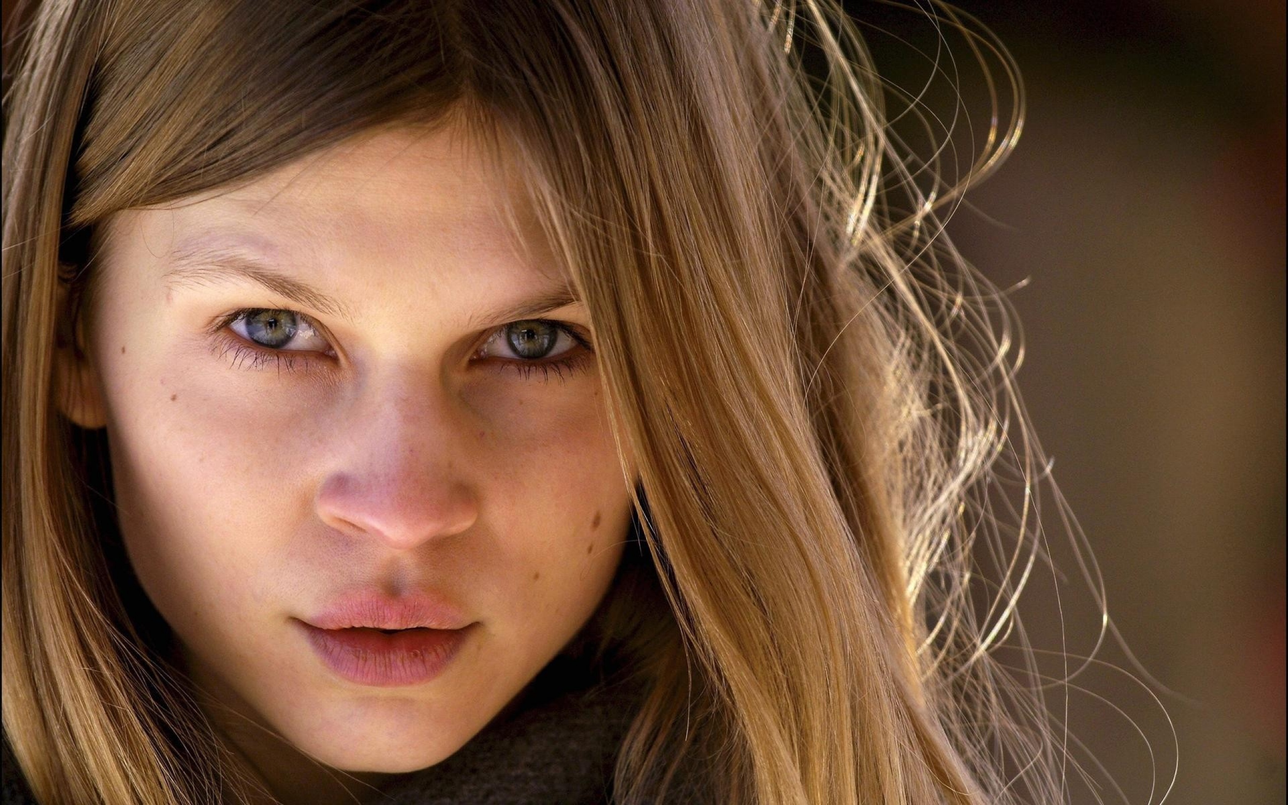 Clemence Poesy Wallpapers