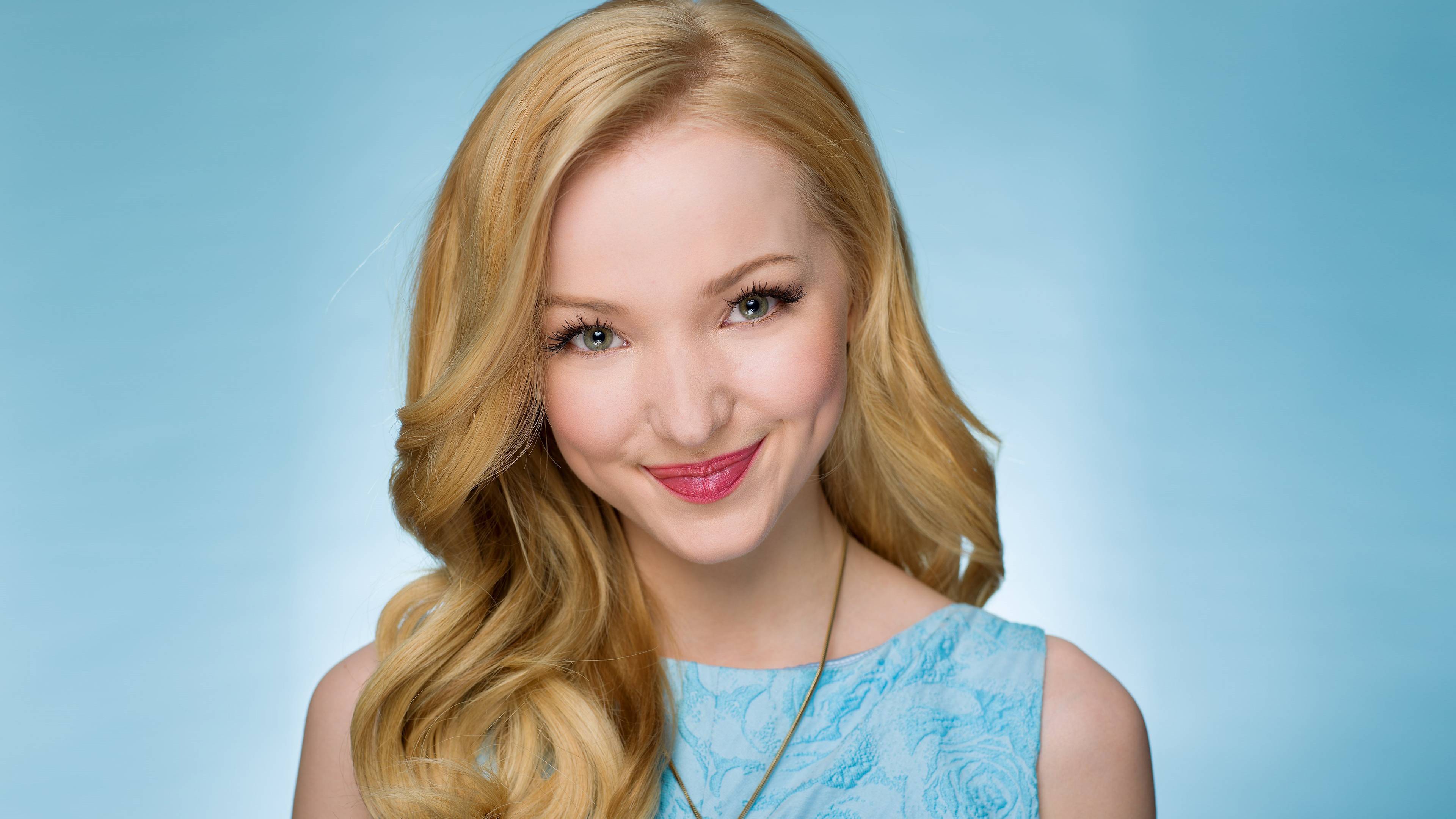 Cool Dove Cameron Wallpapers