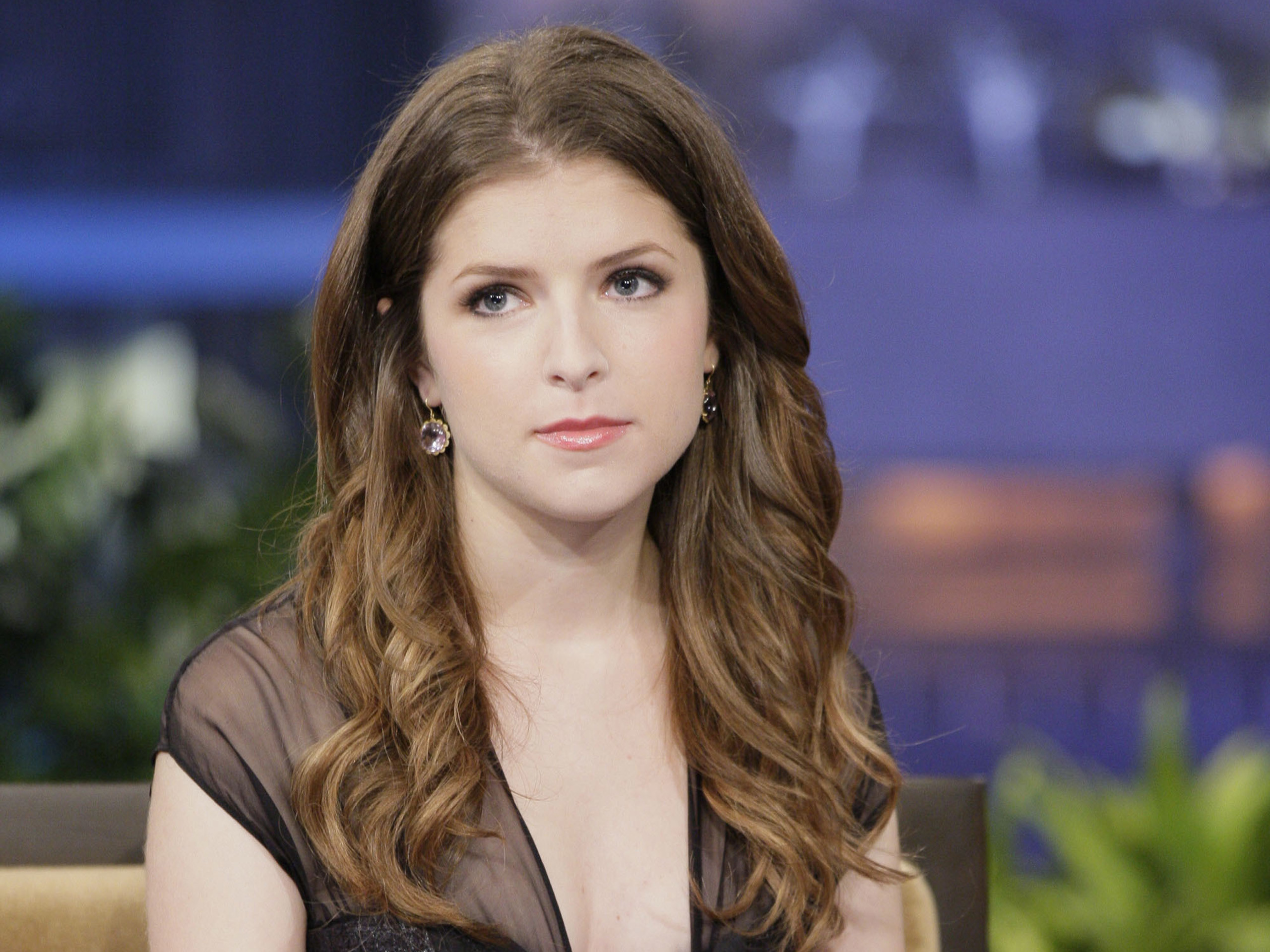 Cute Anna Kendrick Wallpapers