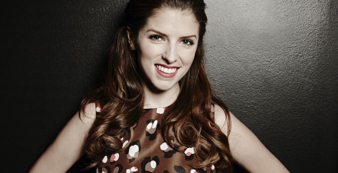 Cute Anna Kendrick Wallpapers