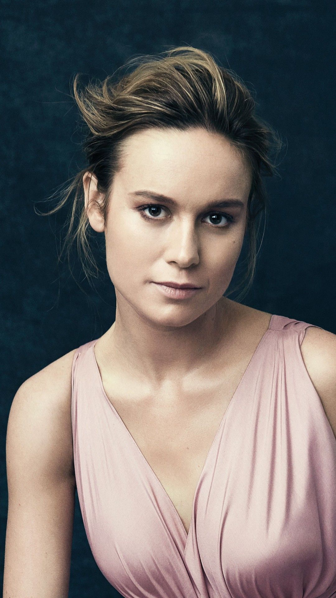 Cute Brie Larson Actress Wallpapers