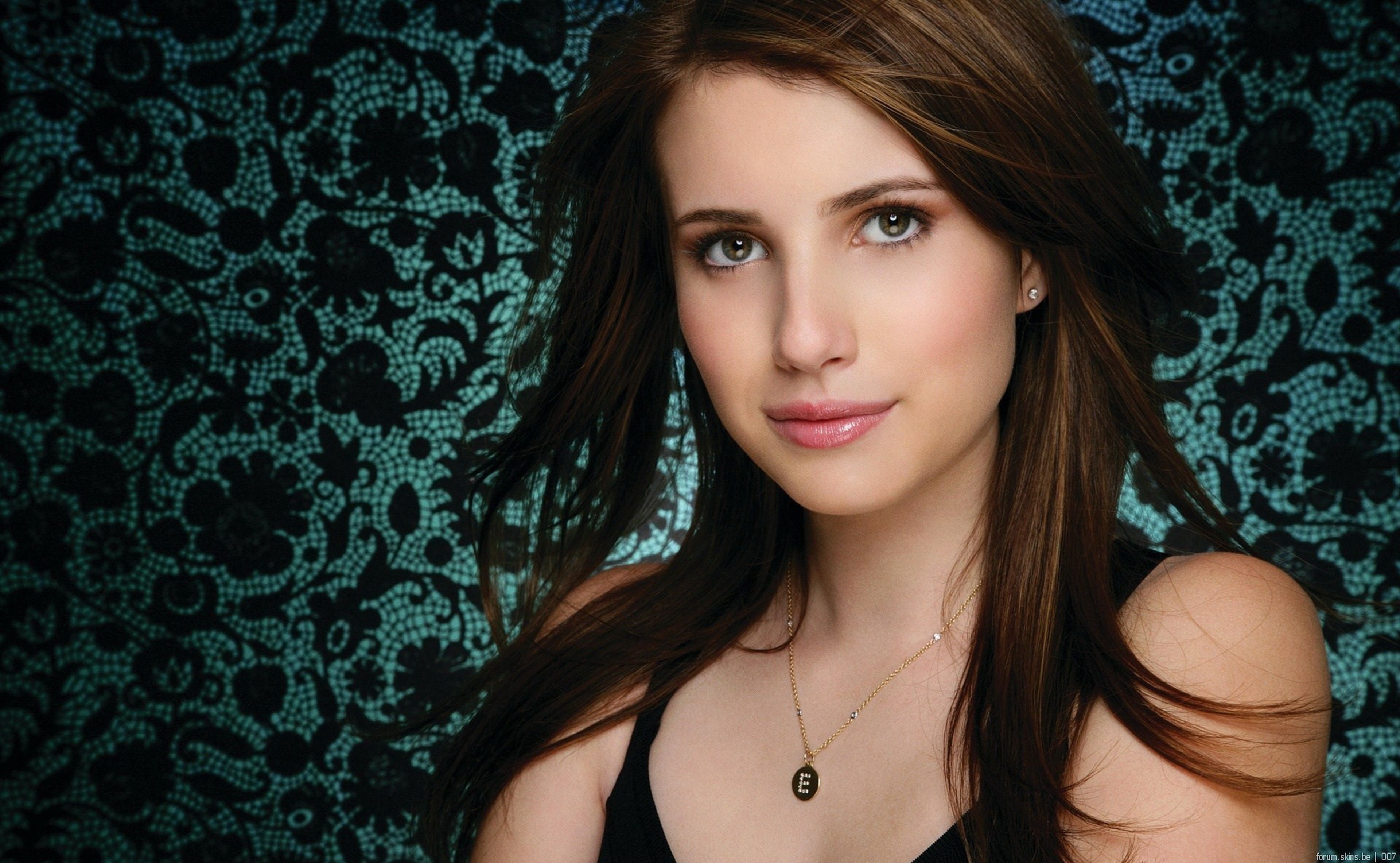 Cute Emma Roberts Wallpapers