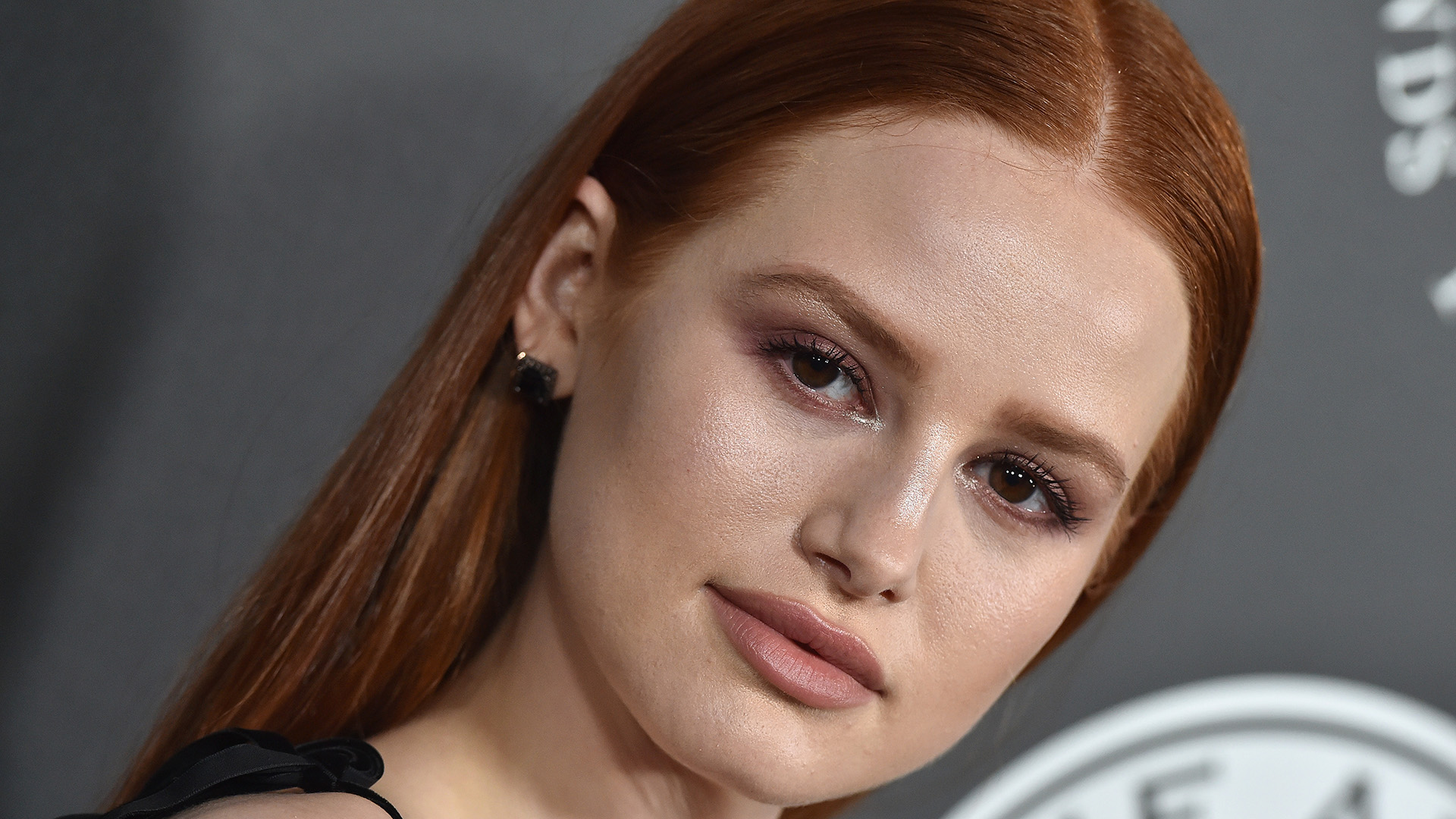 Cute Madelaine Petsch 2018 Wallpapers