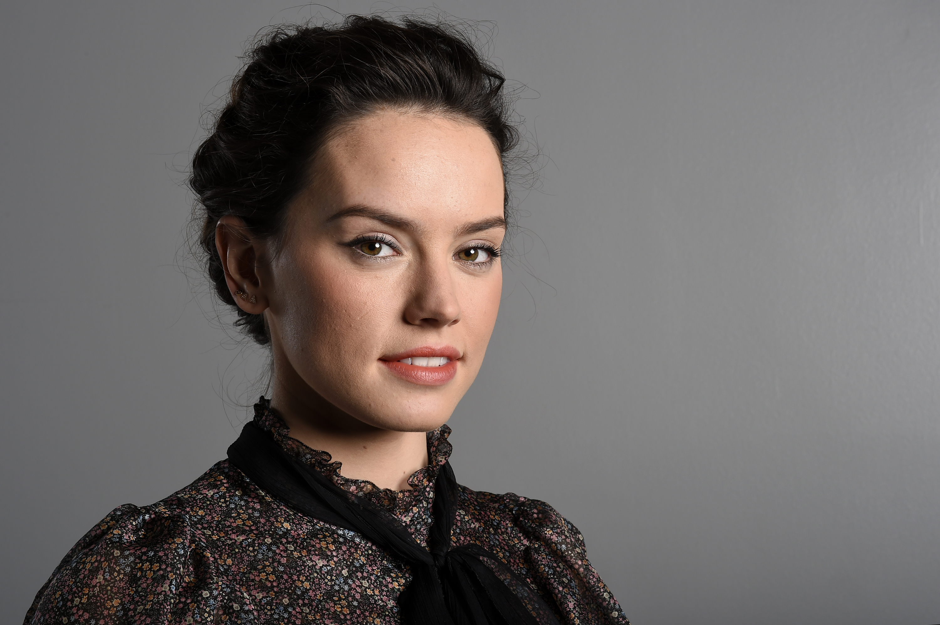 Daisy Ridley Actress Star Wars Rae Wallpapers