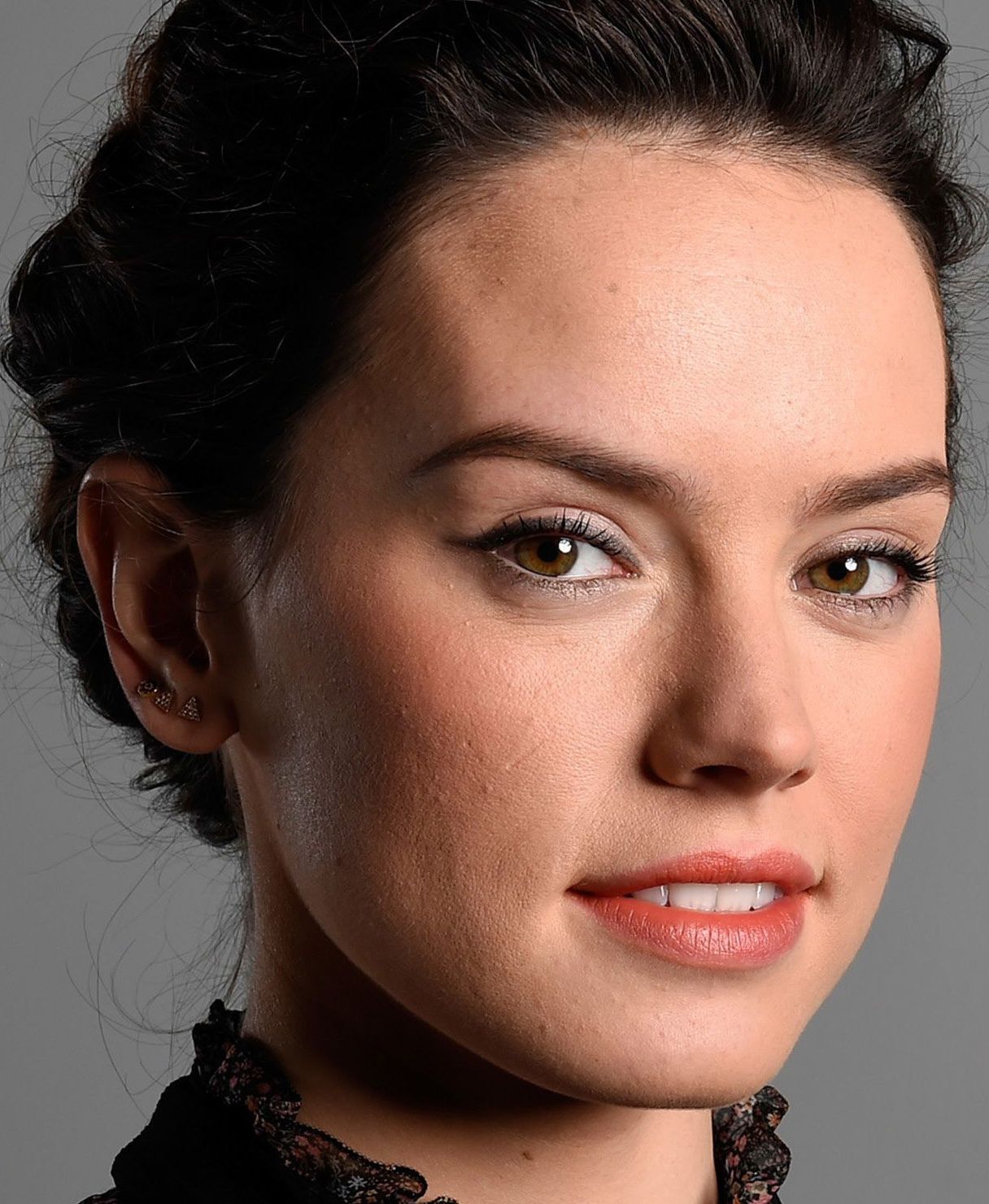 Daisy Ridley Face Wallpapers