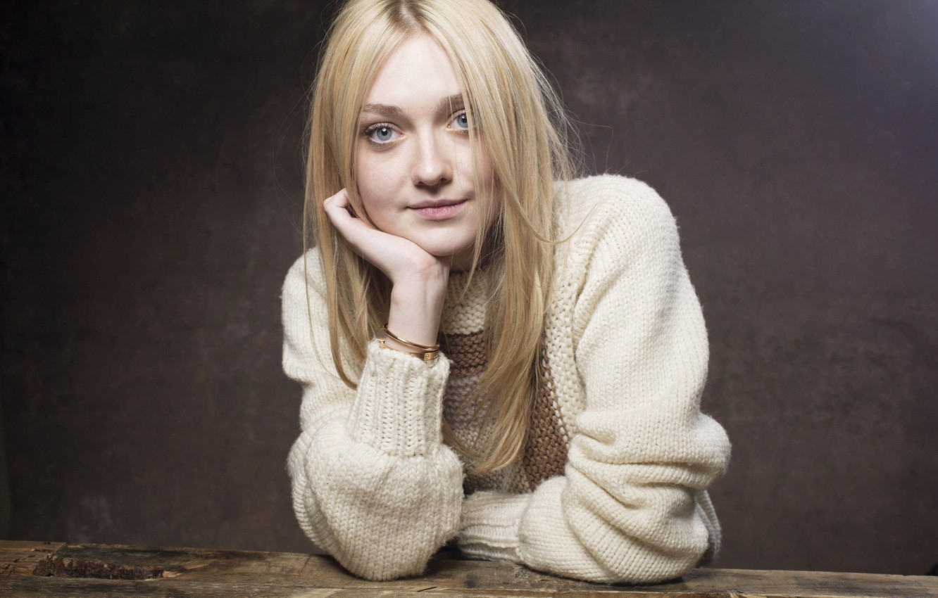 Dakota Fanning Wallpapers