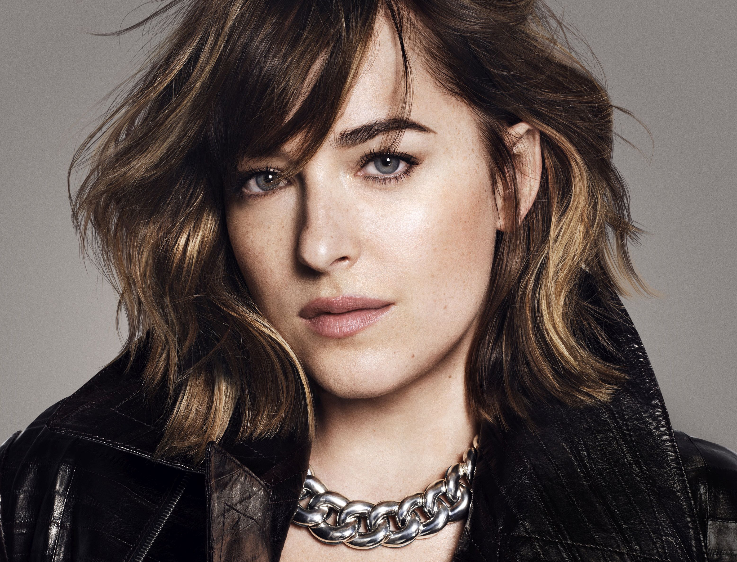 Dakota Johnson Actress Photoshoot 2018 Wallpapers