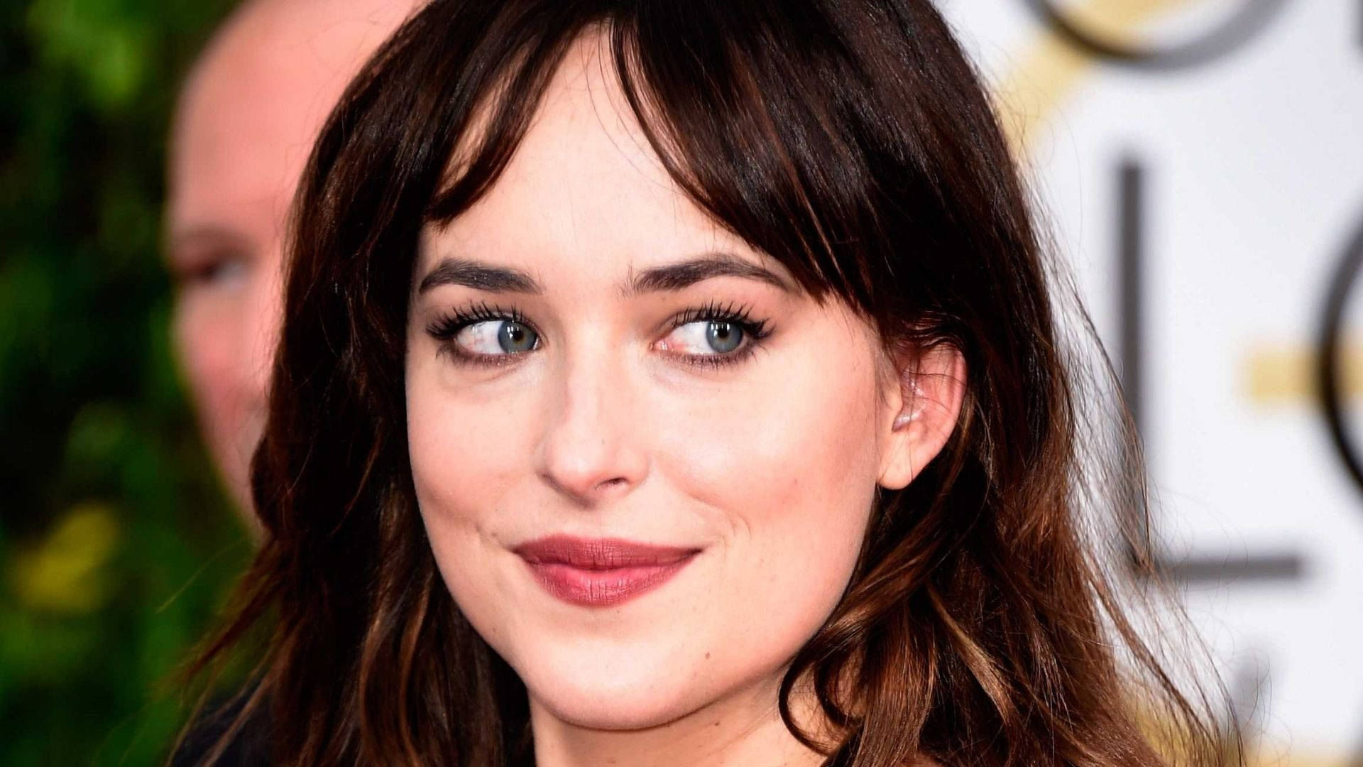 Dakota Johnson Beautiful Face Wallpapers