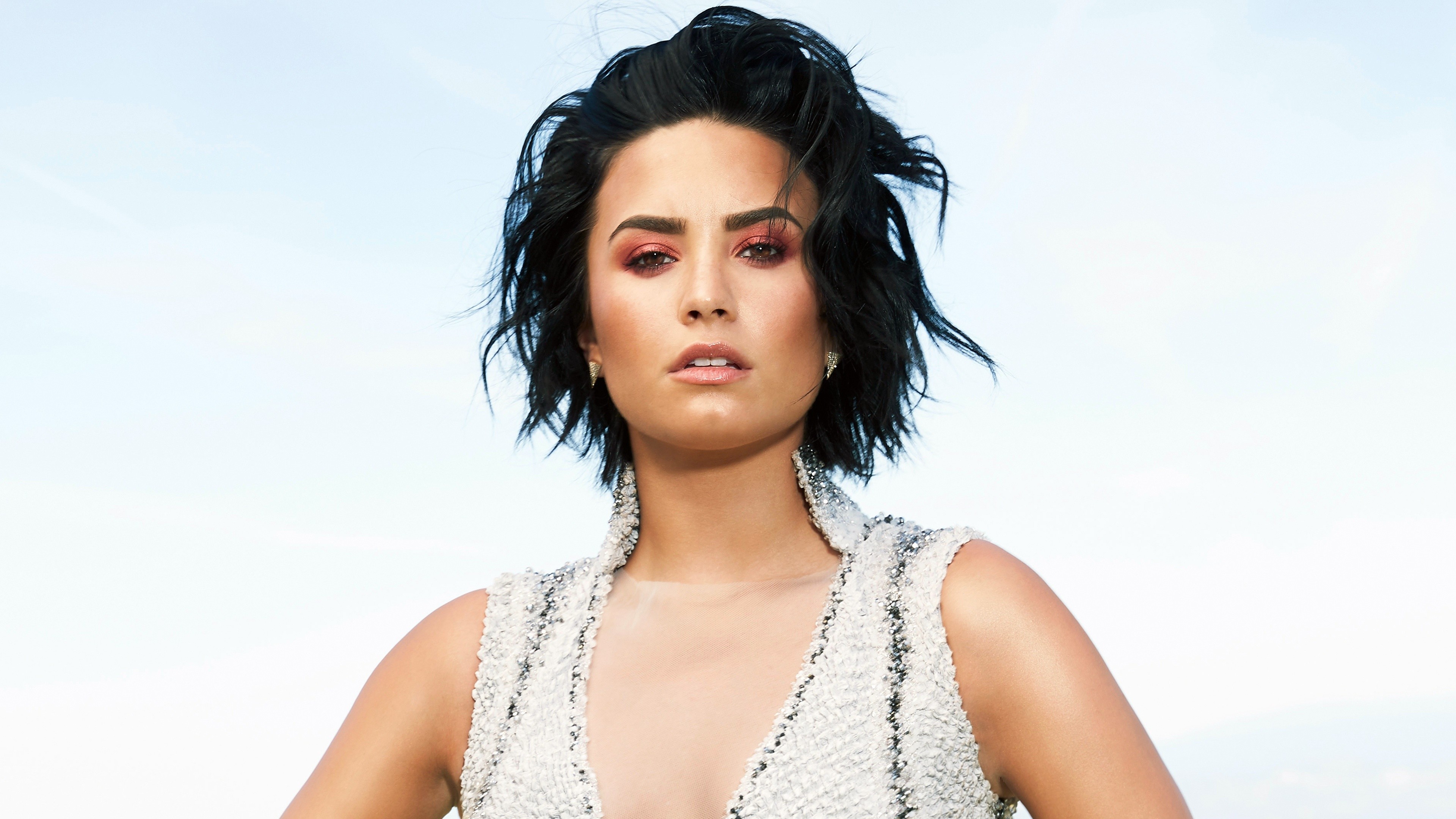 Demi Lovato 2017 Wallpapers