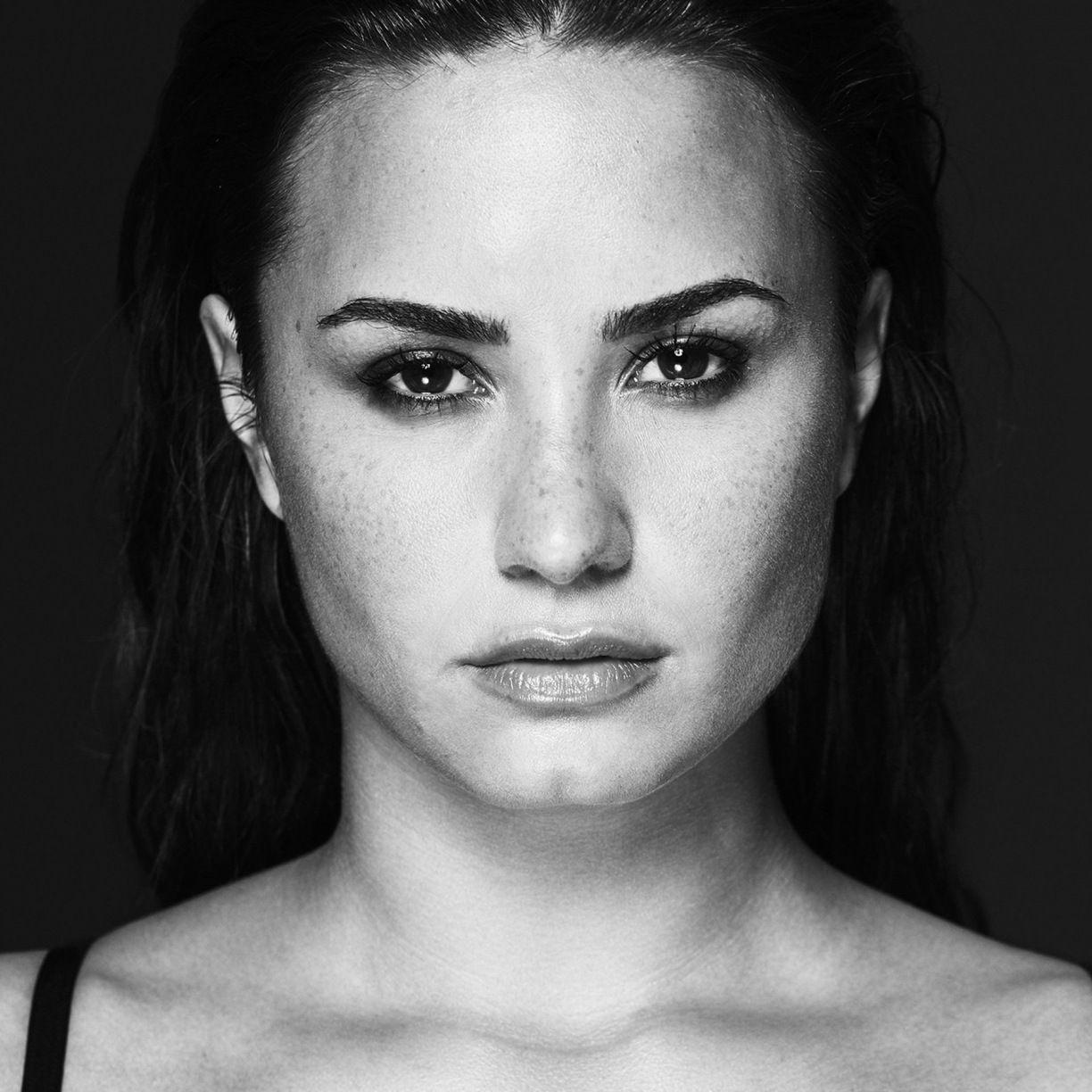 Demi Lovato 2018 Monochrome Wallpapers