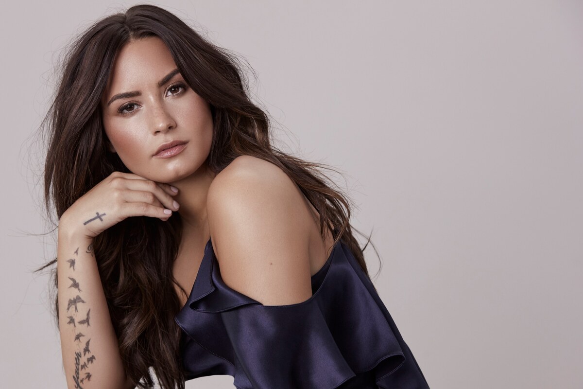 Demi Lovato Portrait 2018 Wallpapers