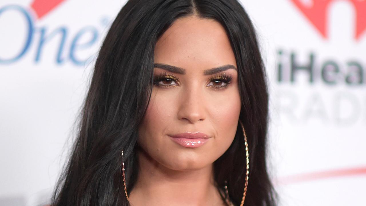 Demi Lovato Singer Fitness Wallpapers