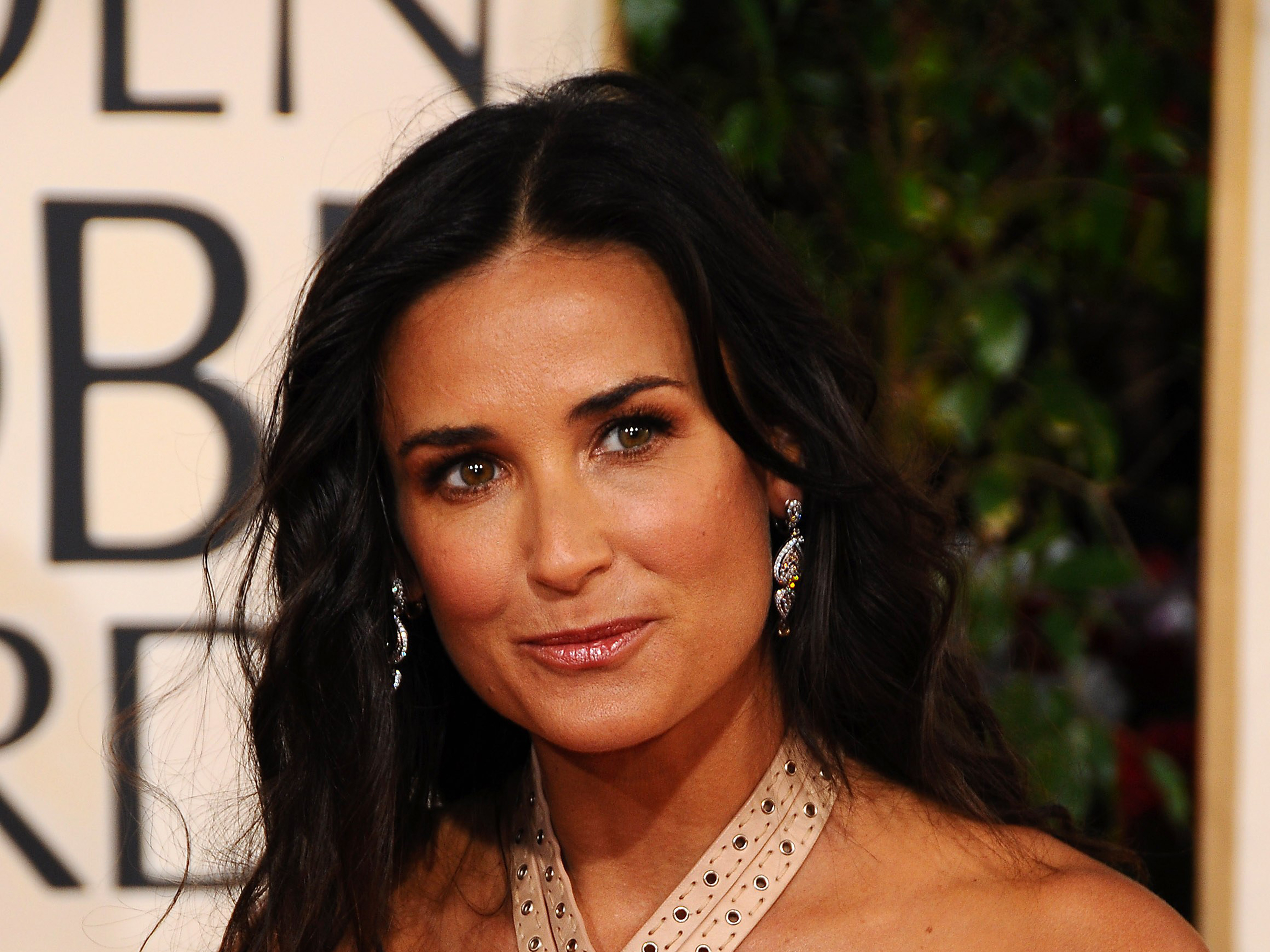 Demi Moore Wallpapers