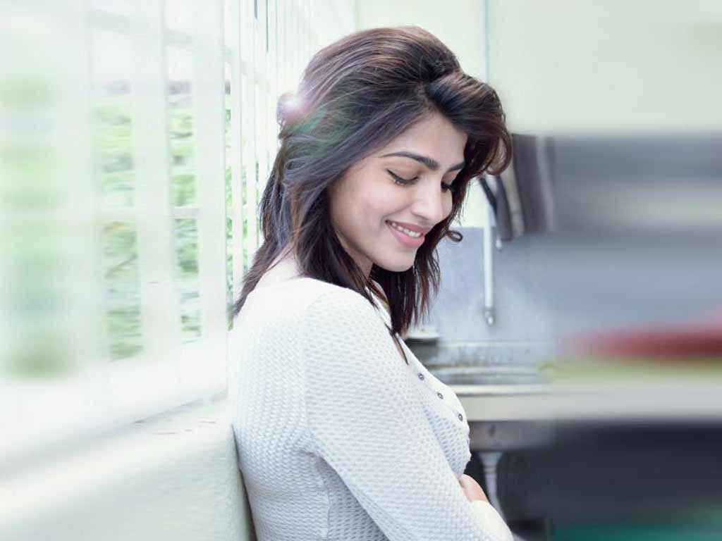 Dhansika Wallpapers