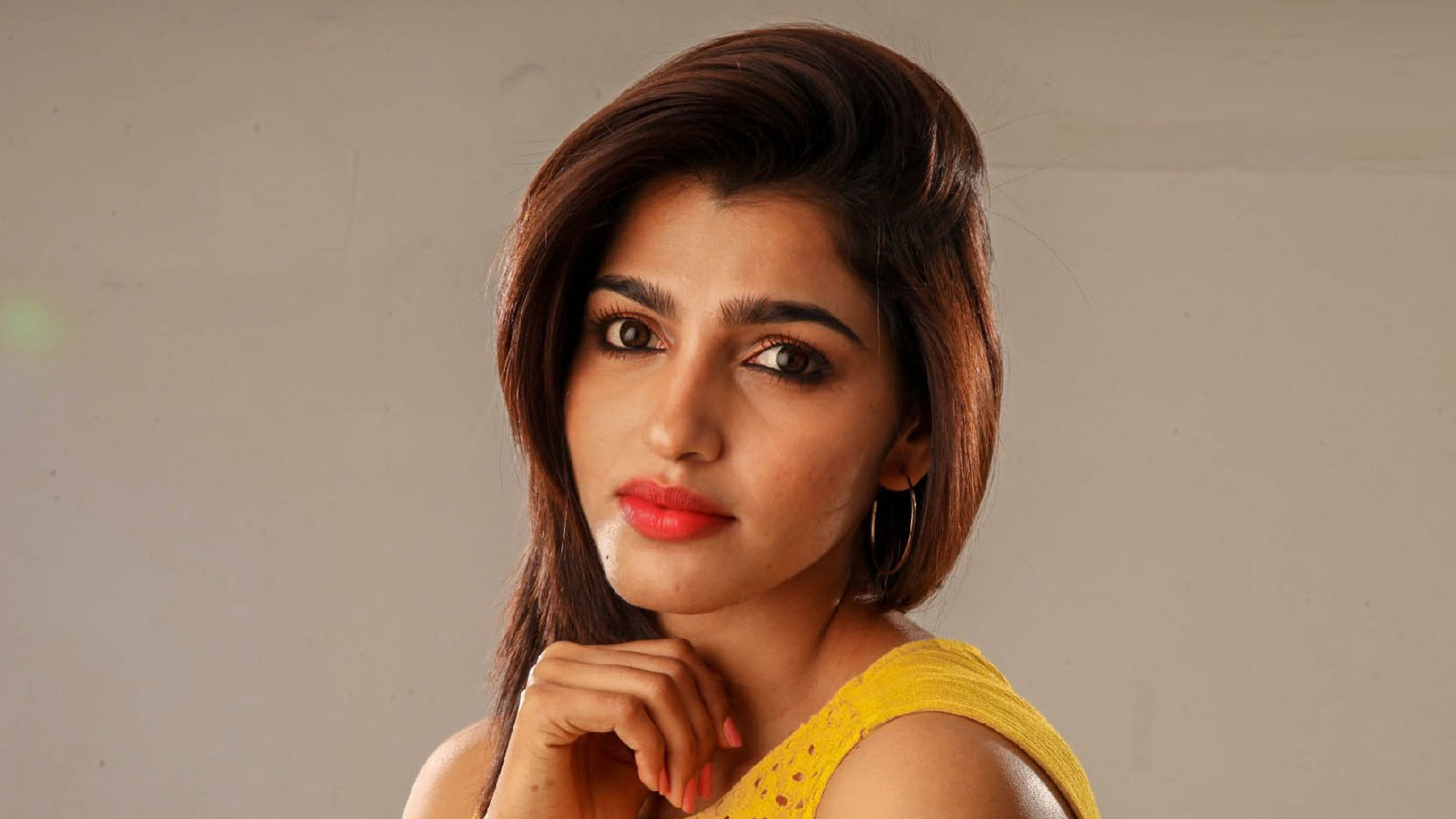 Dhansika Wallpapers