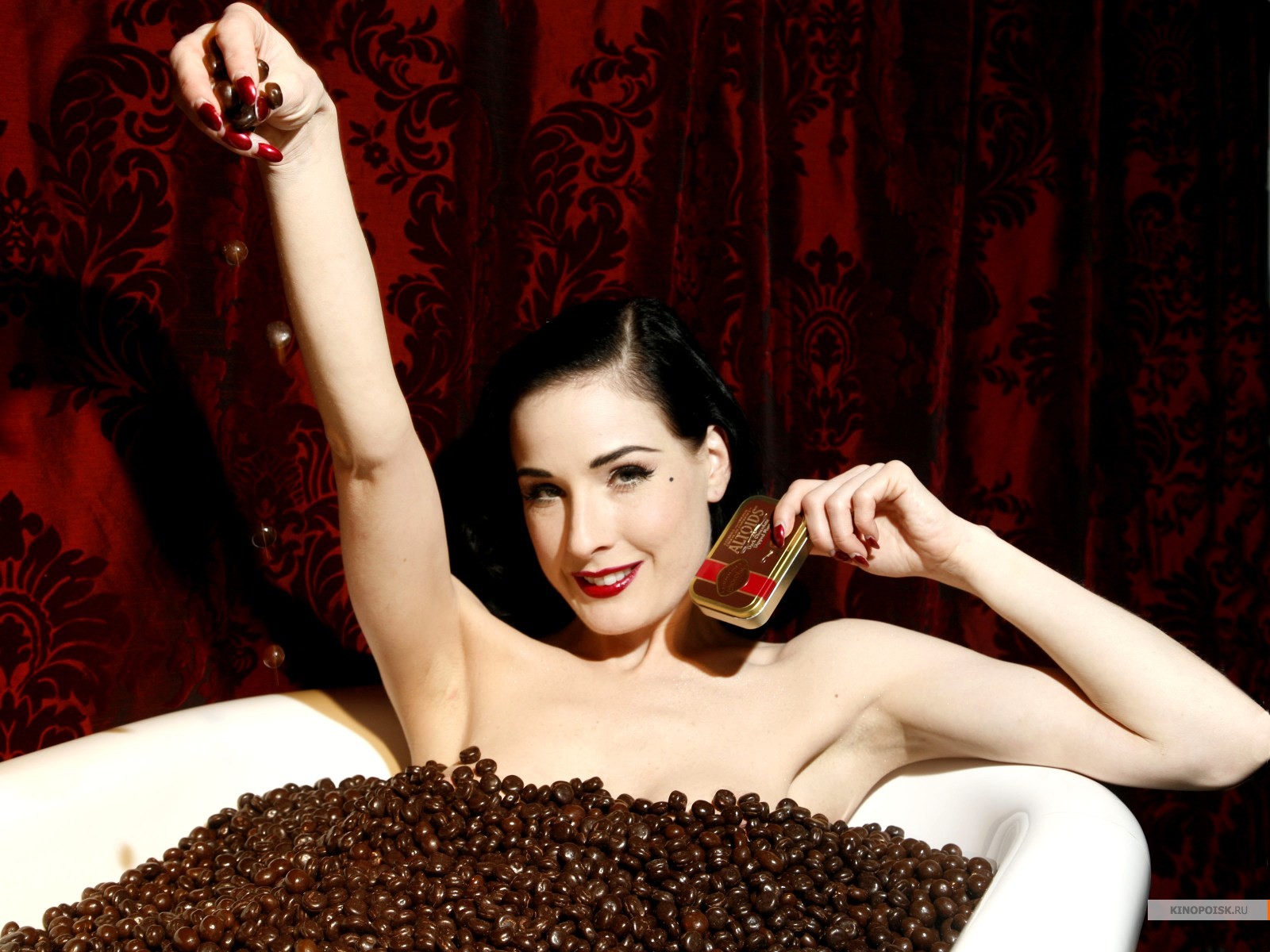 Dita Von Teese Wallpapers