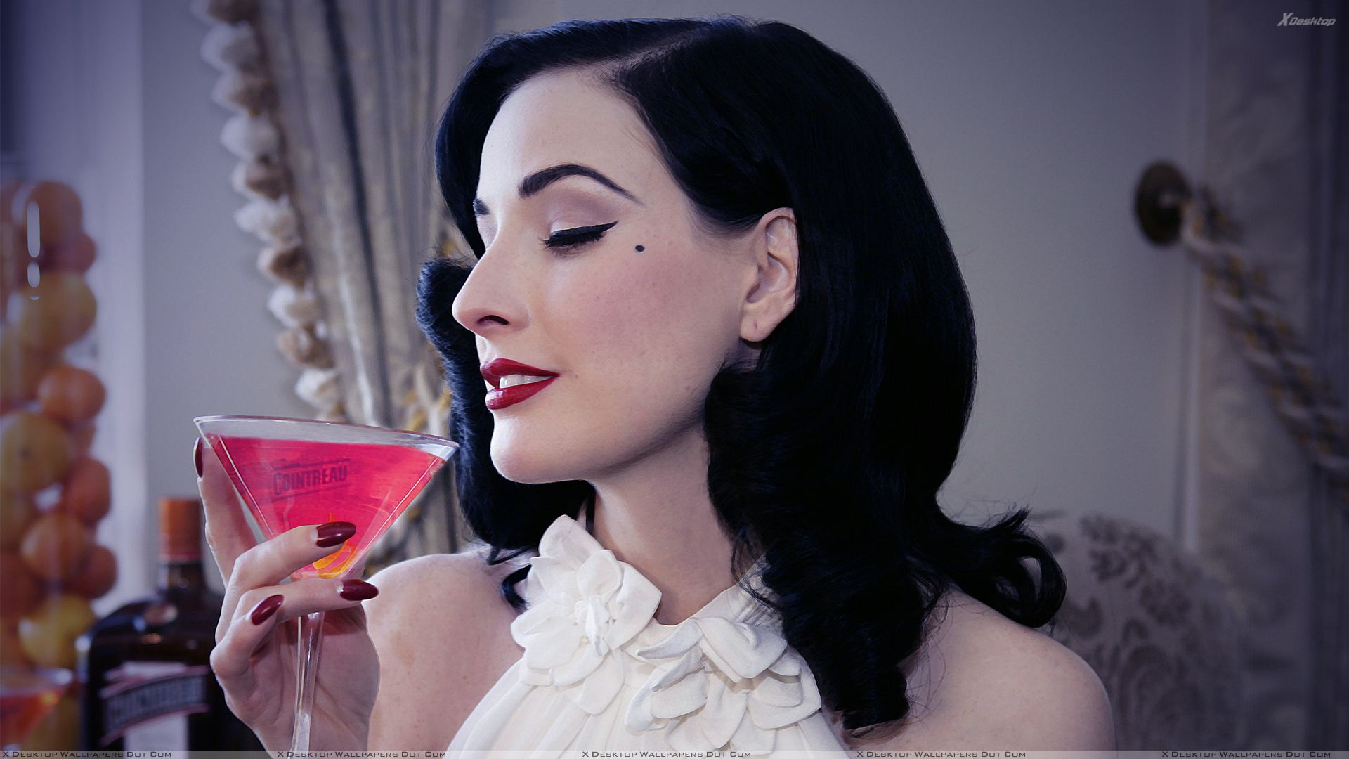 Dita Von Teese Wallpapers