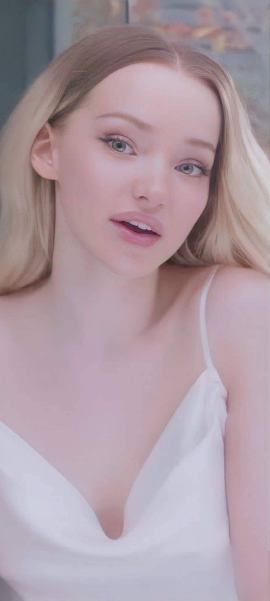 Dove Cameron Wallpapers