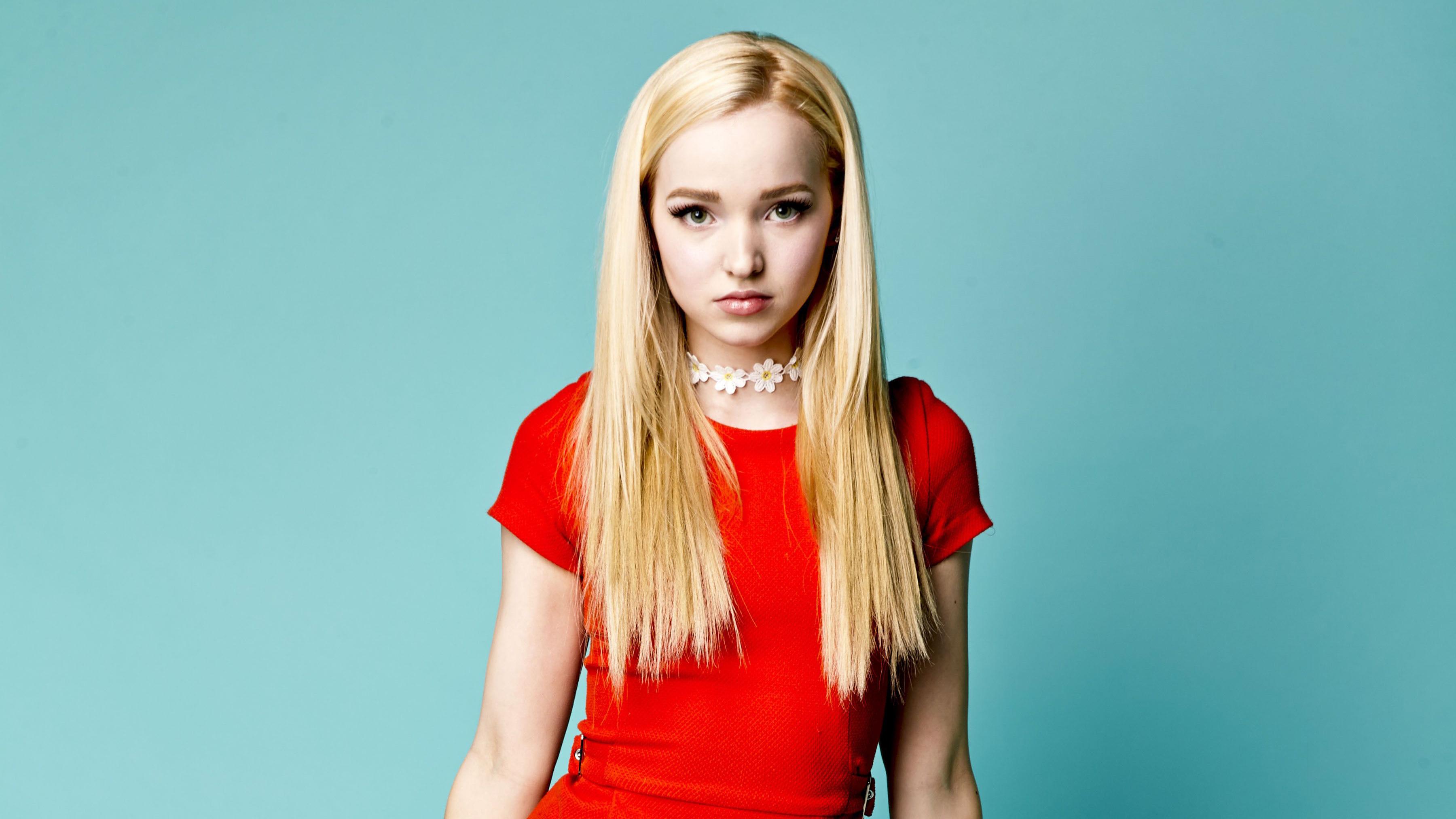 Dove Cameron Face Wallpapers