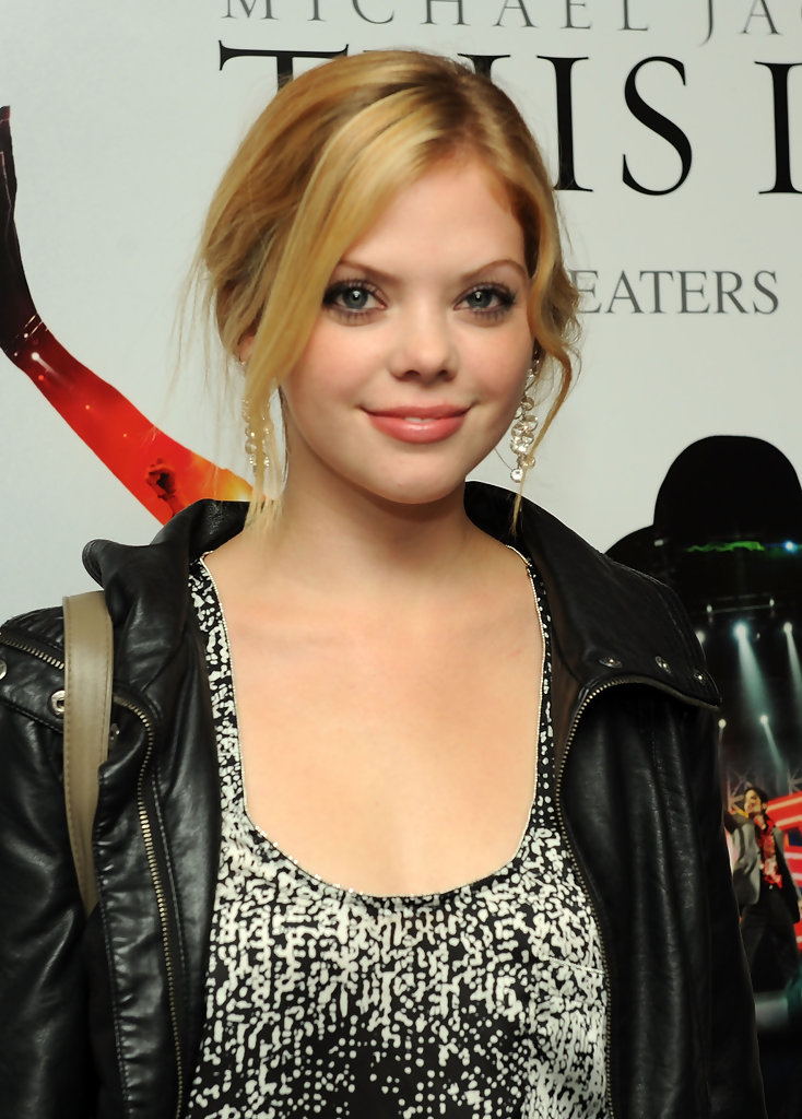 Dreama Walker Wallpapers