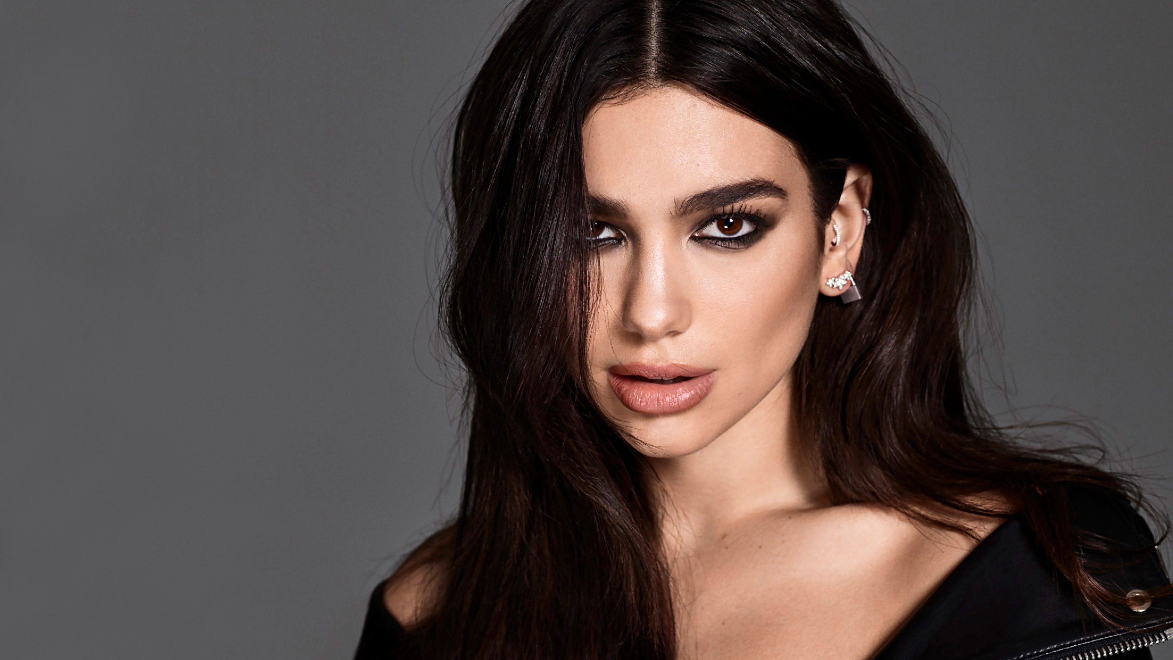 Dua Lipa 2019 Portrait Wallpapers