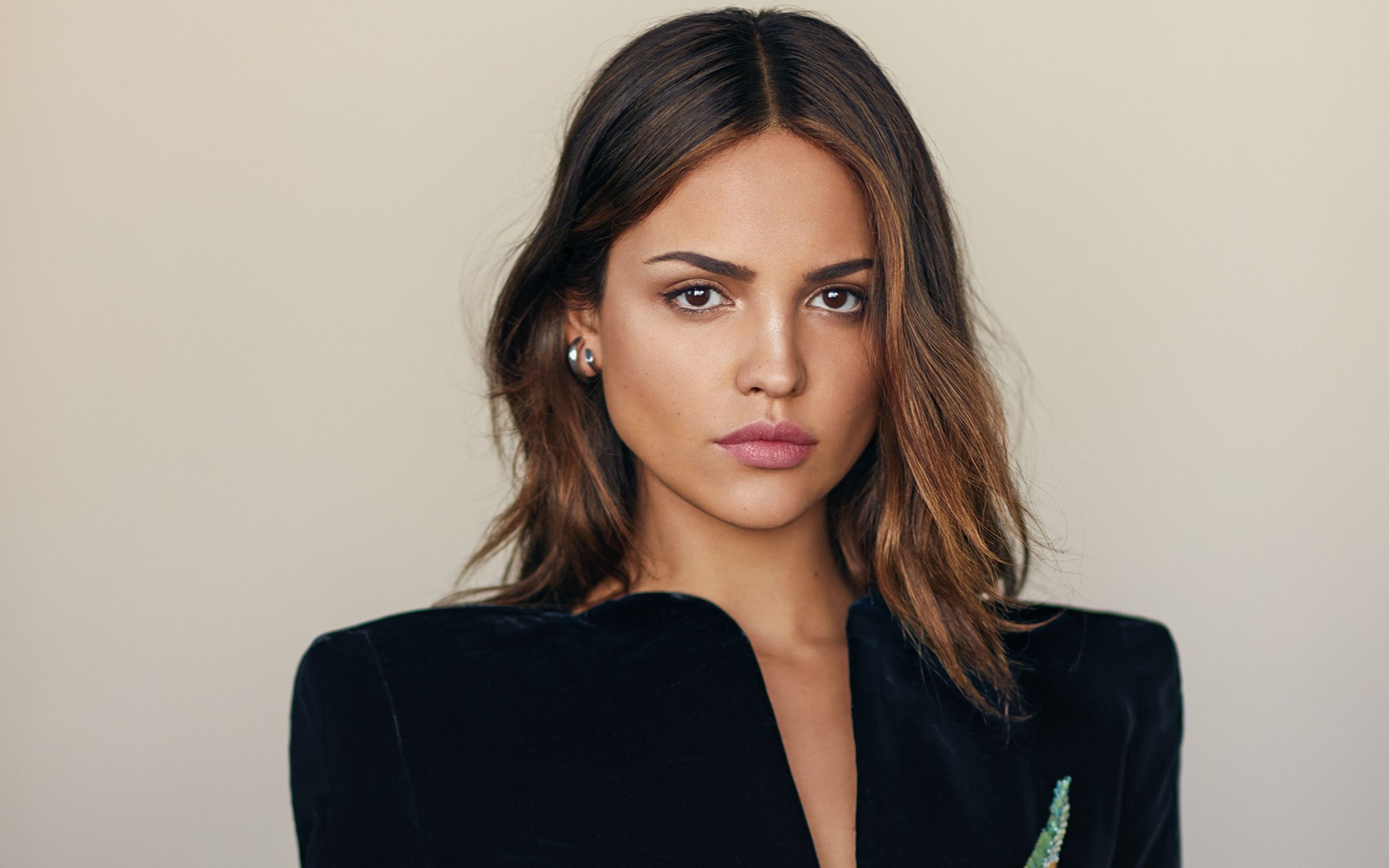 Eiza Gonzalez 2018 Wallpapers