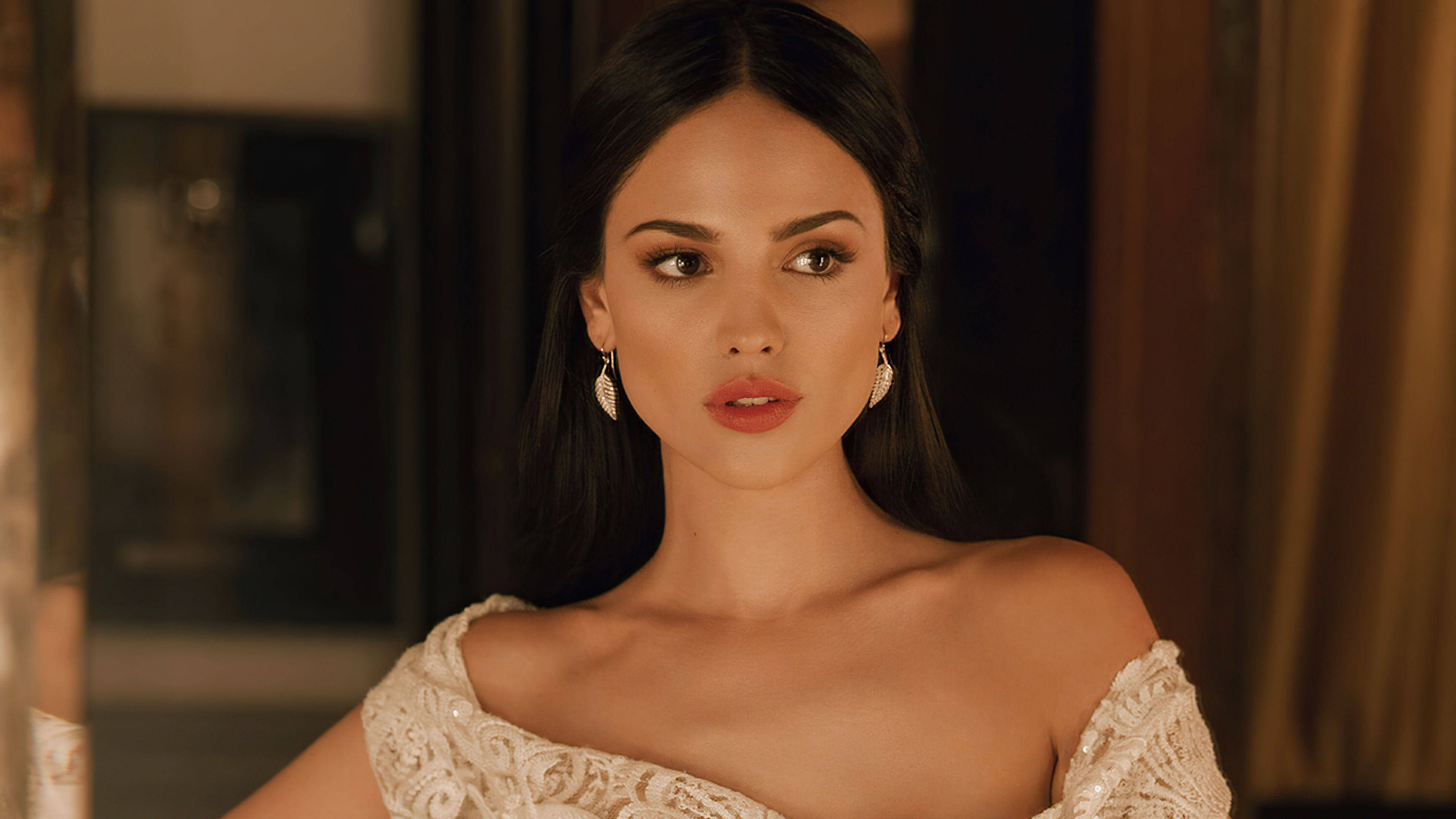 Eiza Gonzalez New Wallpapers