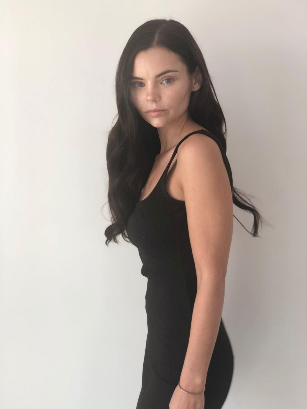 Eline Powell Wallpapers